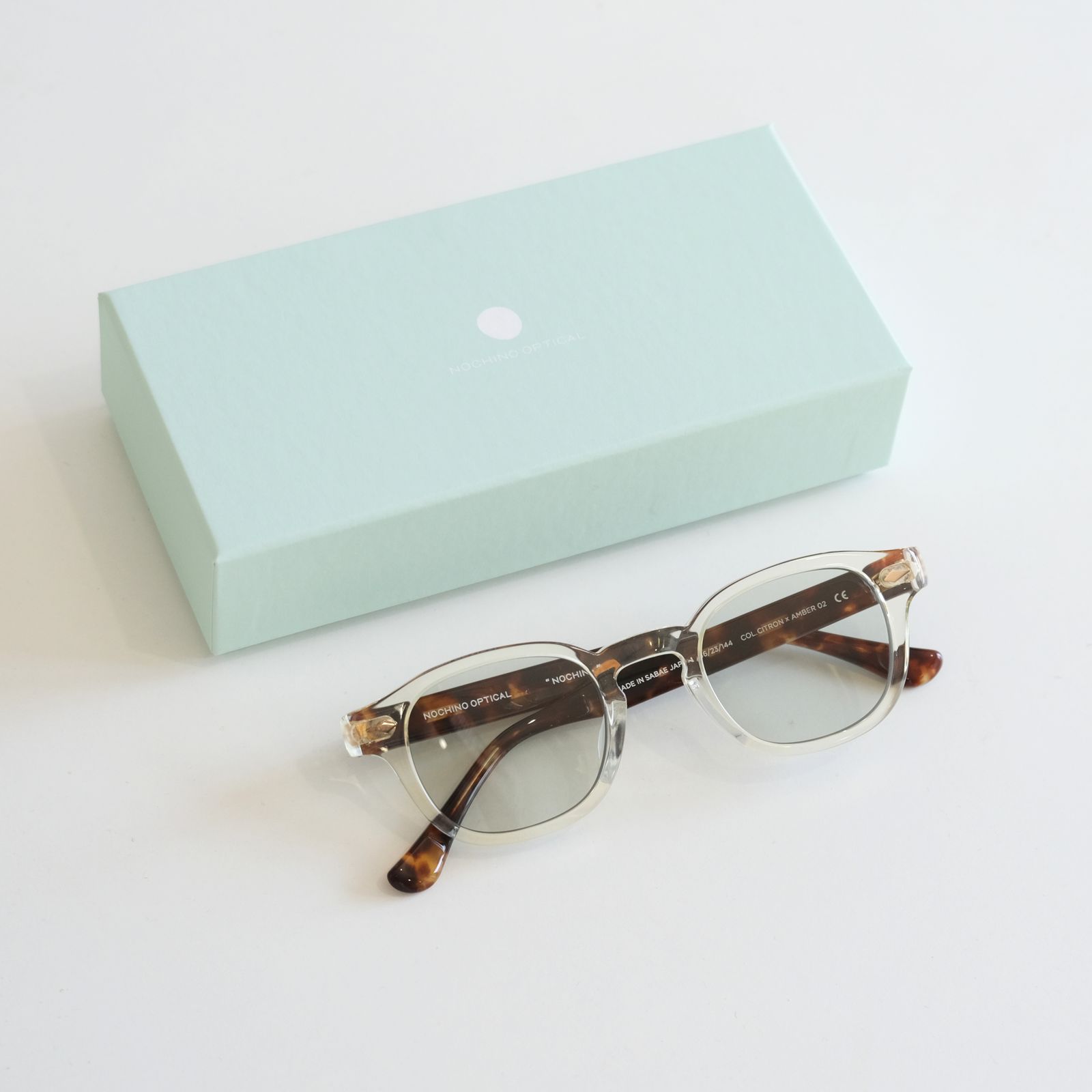 NOCHINO #8（CITRON & AMBER × GREY GREEN to D.GREY）