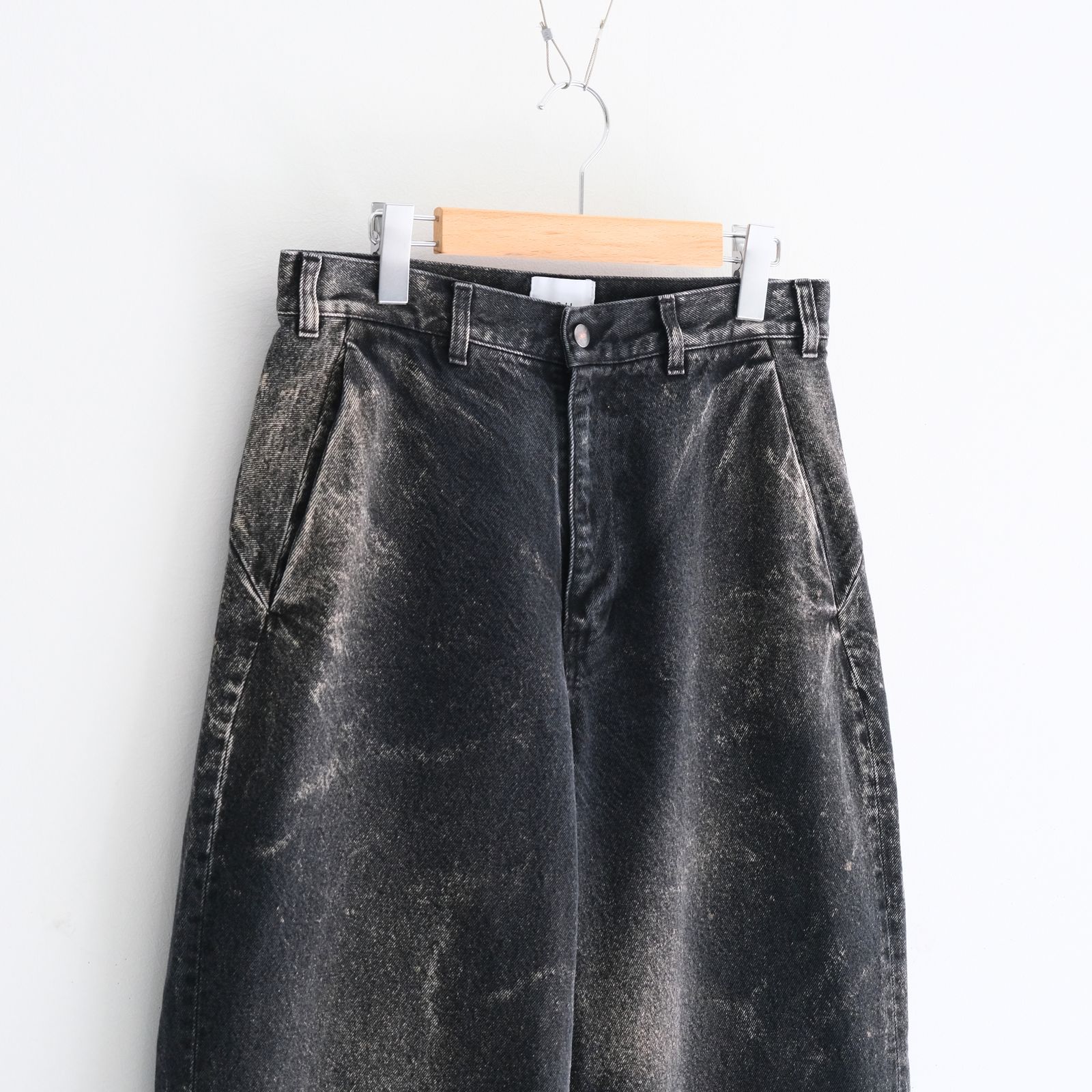 CHEMICAL WASH DENIM PANTS / ケミカルウォッシュデニムパンツ（BLACK）