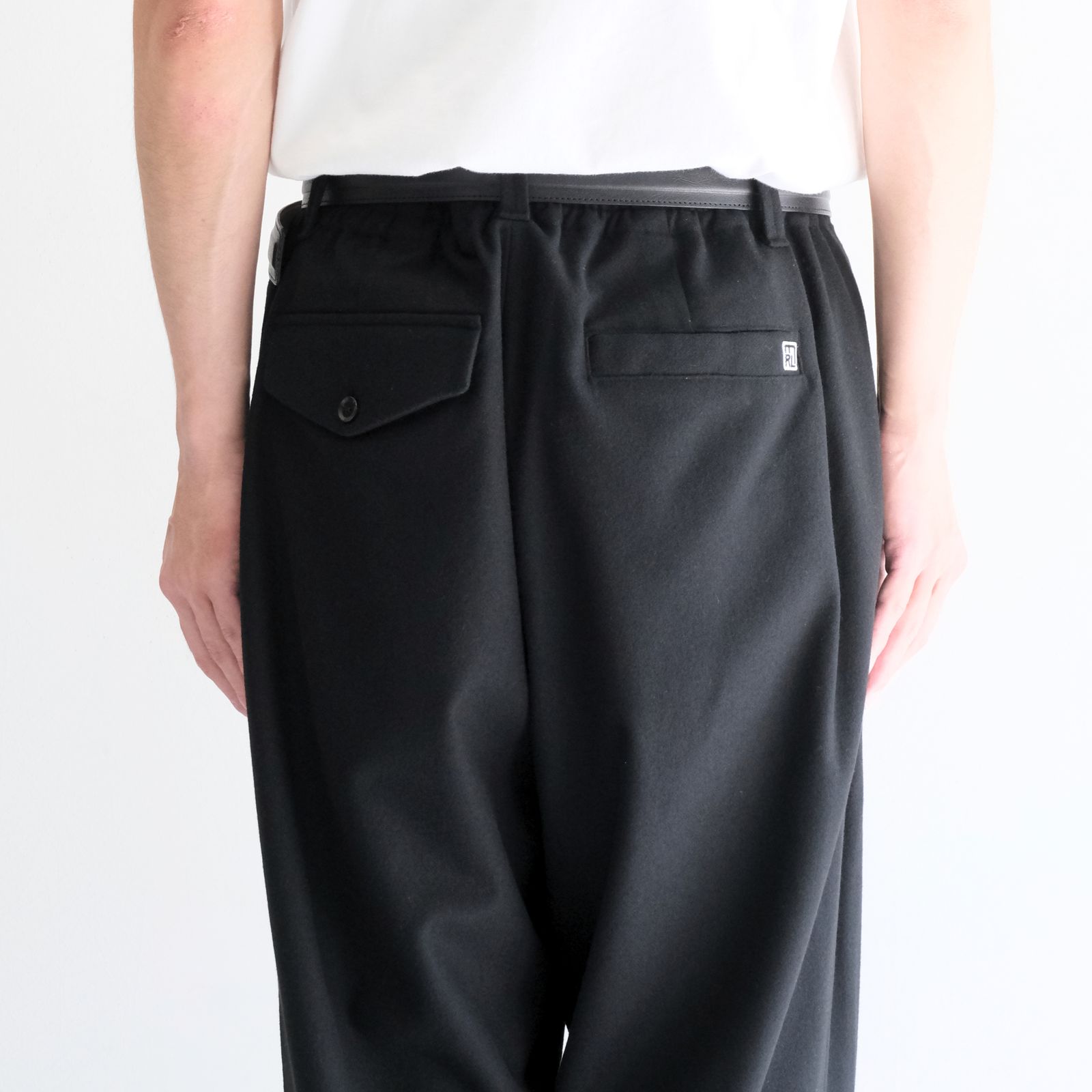 【残り1点】MERELY US INFORMAL PANTS（INK BLACK）