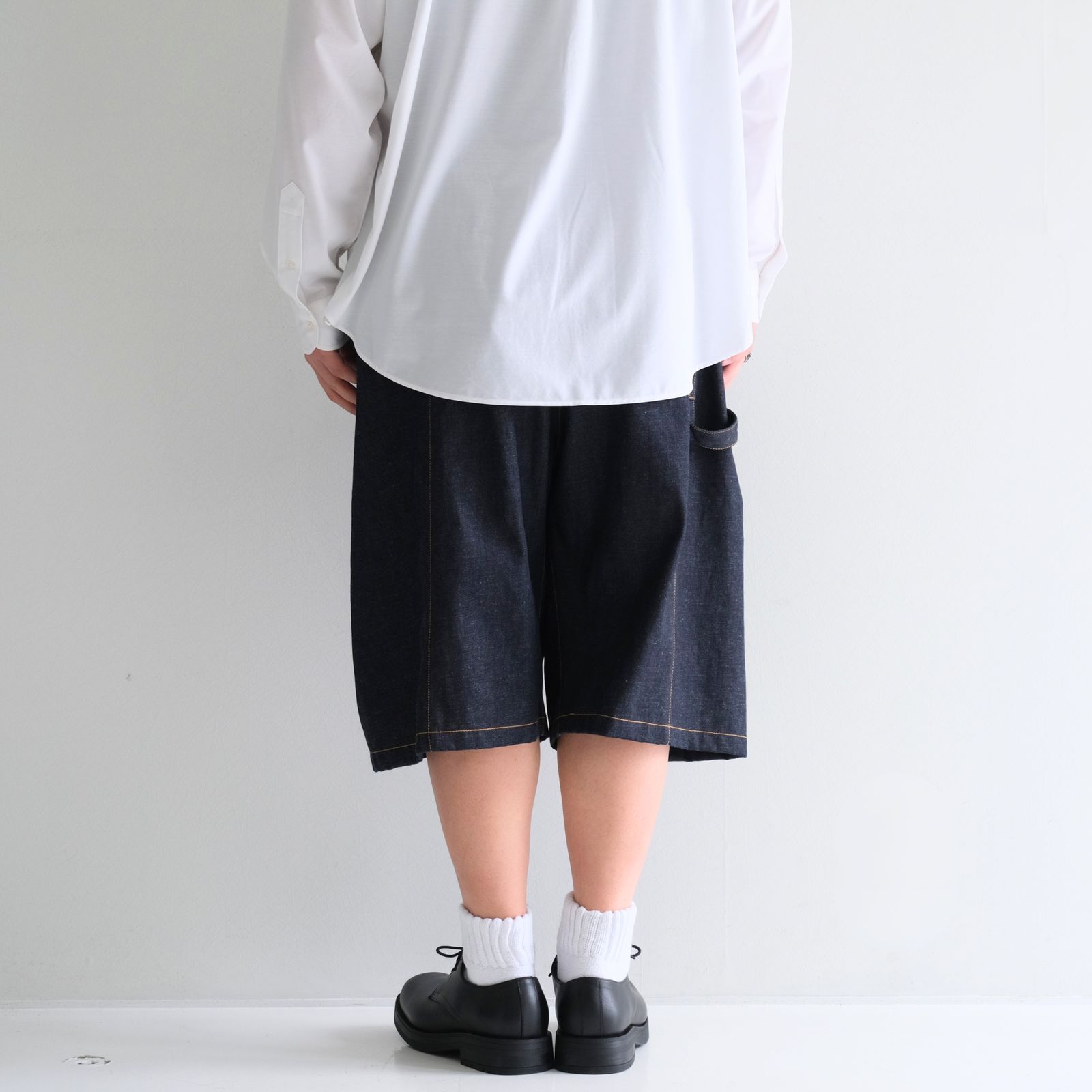 BOX PLEAT SHORT RAW / ボックスプリーツショートパンツ RAW（RAW INDIGO）