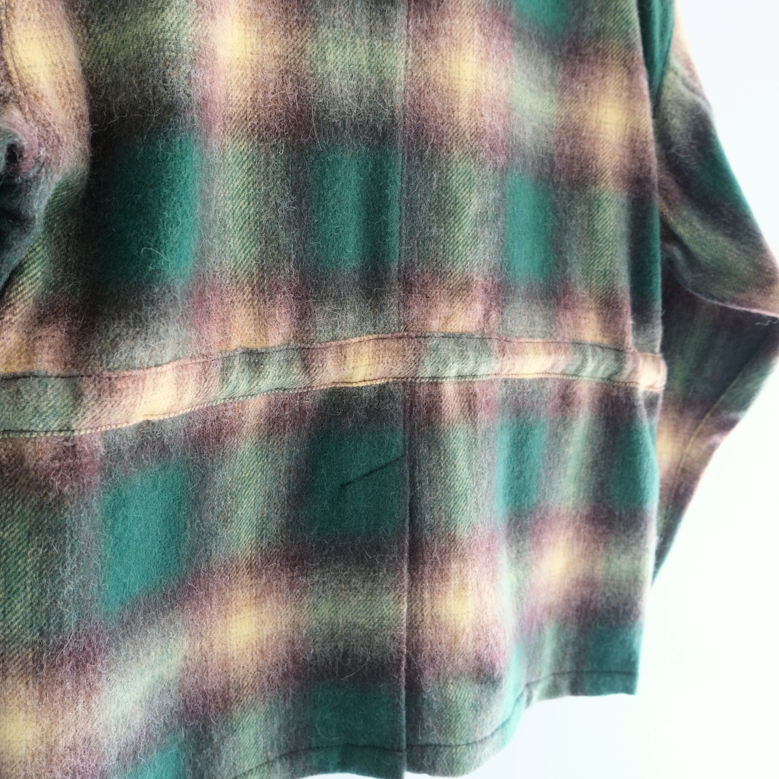 【残り1点】SHAGGY WOOL CHECK SAFARI JACKET（GREEN）