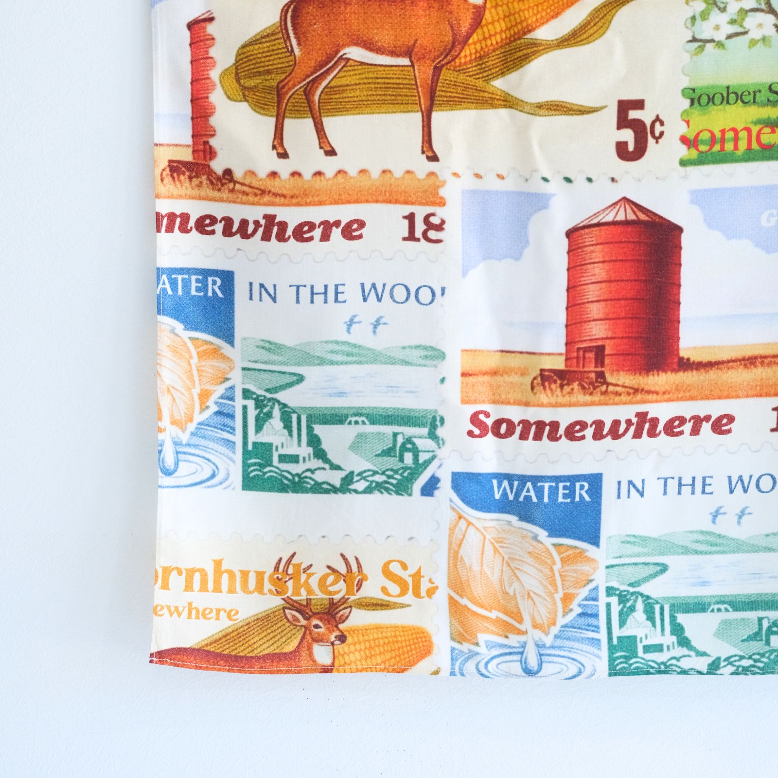 "ESSENTIAL".03 Graphic Printed Scarf（COYOTE）