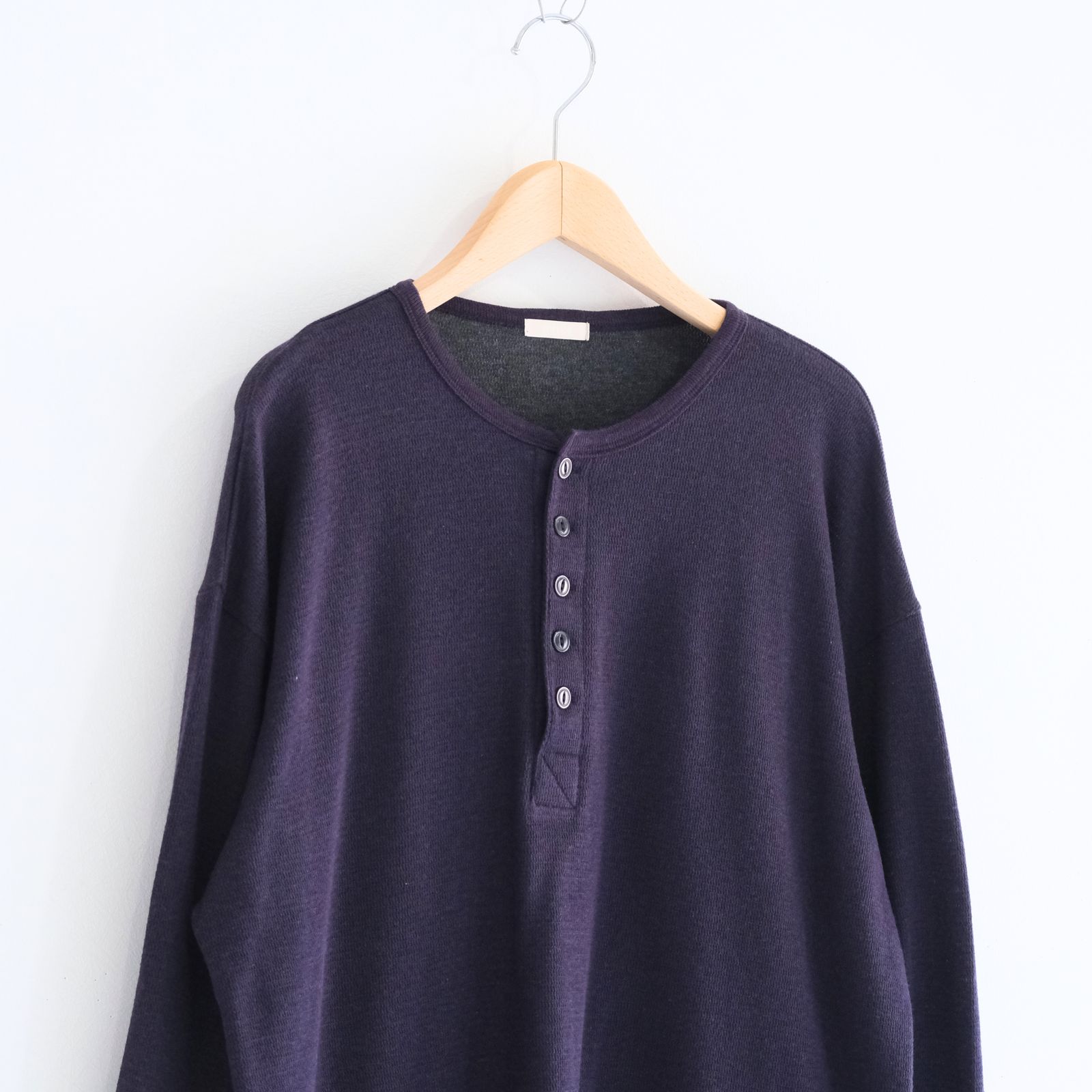 W/C HONEYCOMB HENLEY-NECK TOP（DARK PURPLE）