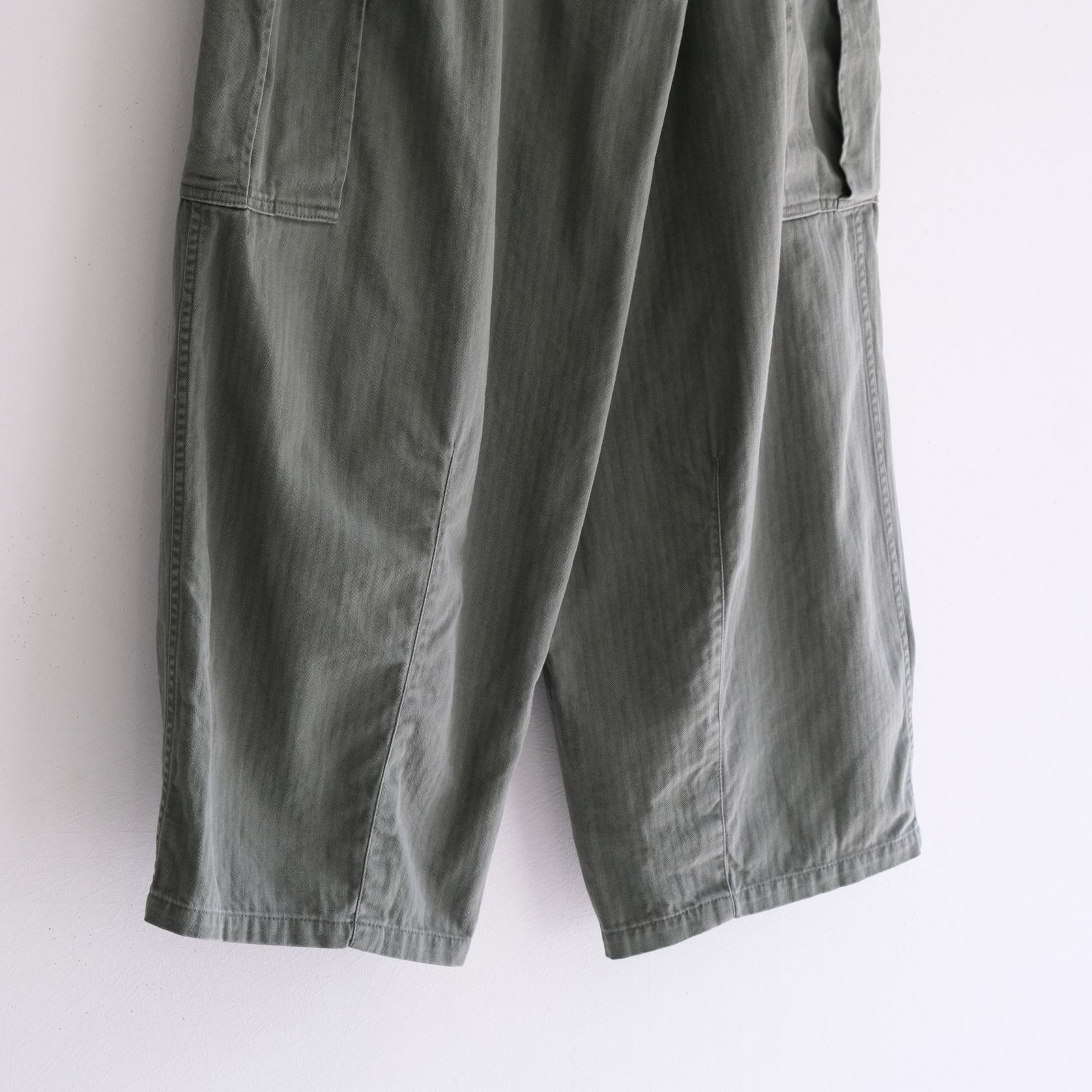 Herringbone 6-Pocket Pants / パンツ / カーゴパンツ / ヘリンボーン / KHAKI