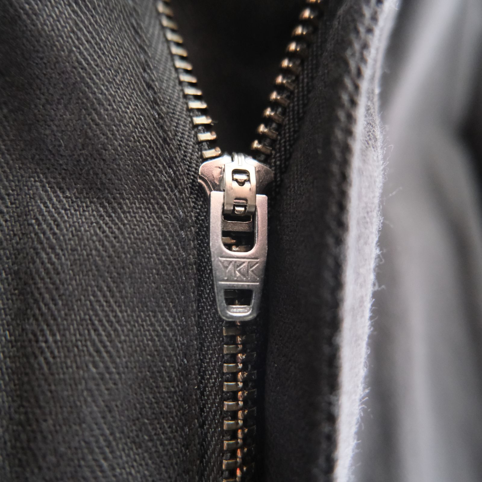 Herringbone 6-Pocket Pants / パンツ / カーゴパンツ / ヘリンボーン / BLACK