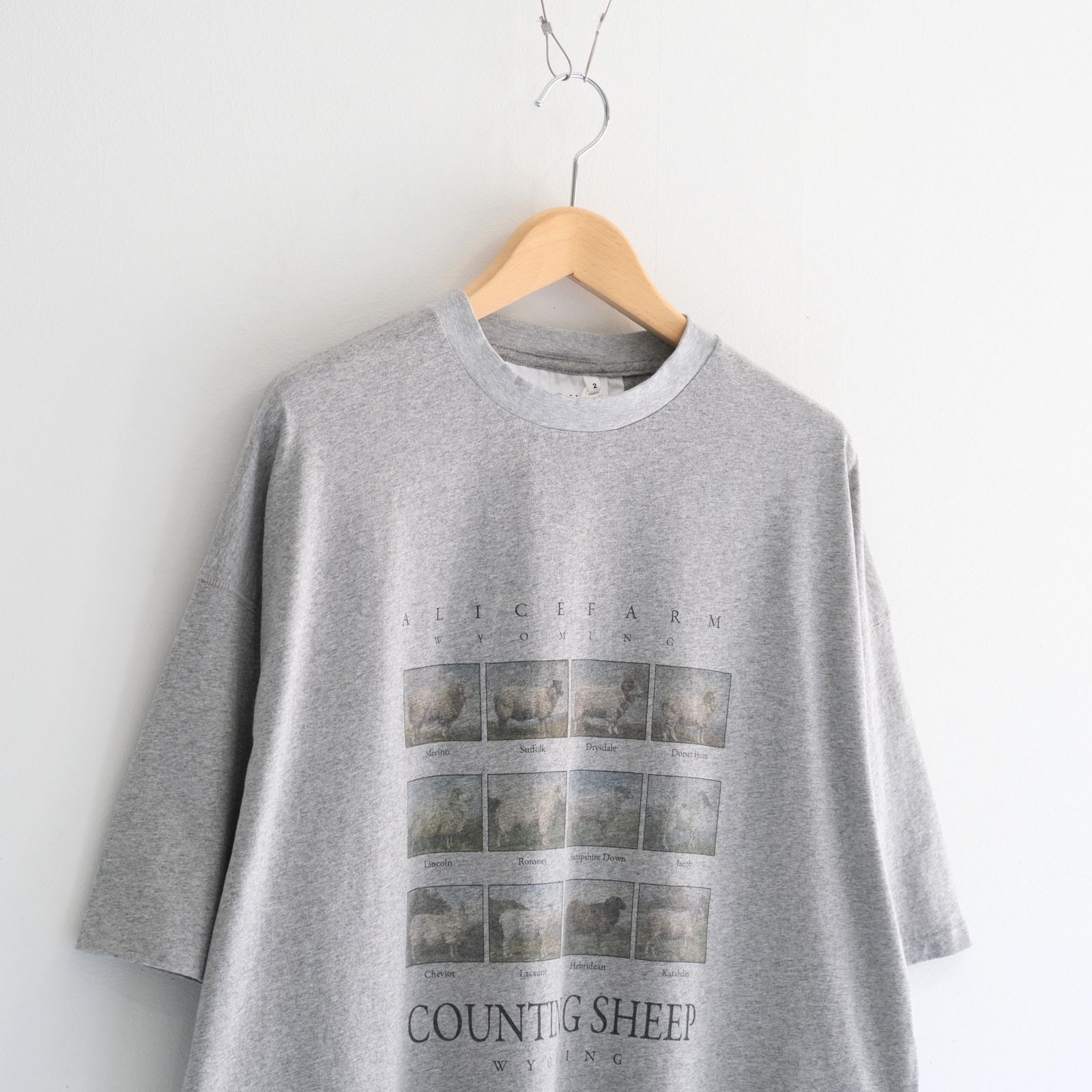 "TEE-NS".11 Counting sheep Tee / "TEE-NS".11 カウンティング シープ Tシャツ（HEATHER GRAY）