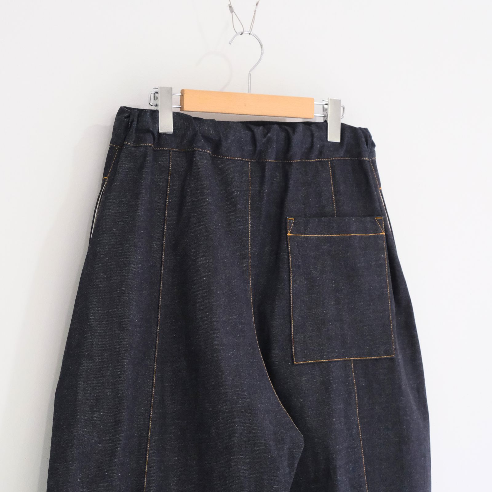 BOX PLEAT TROUSER RAW DENIM/ ボックスプリーツトラウザー / デニム / パンツ / ボトムス / RAW INDIGO