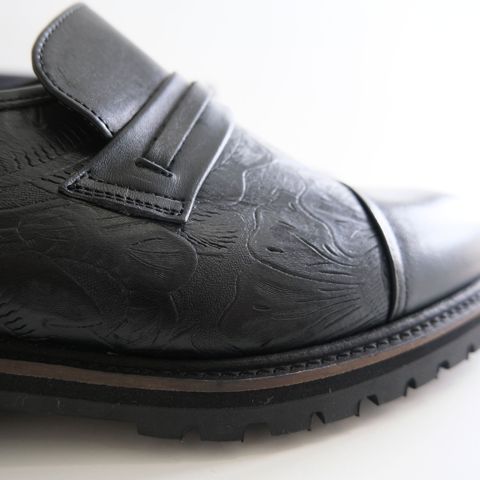 ”GRANDPA"  Modyfied Flower Emboss Combi-Straight Tip by HARUTA / 革靴 / ストレートチップ / BLACK