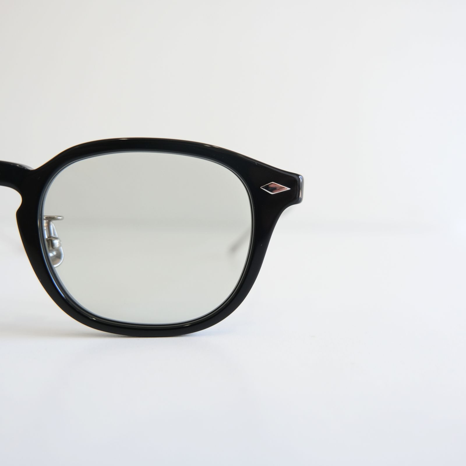 JIFUSAN #2（GLOSS BLACK × GREY GREEN to D.GREY）