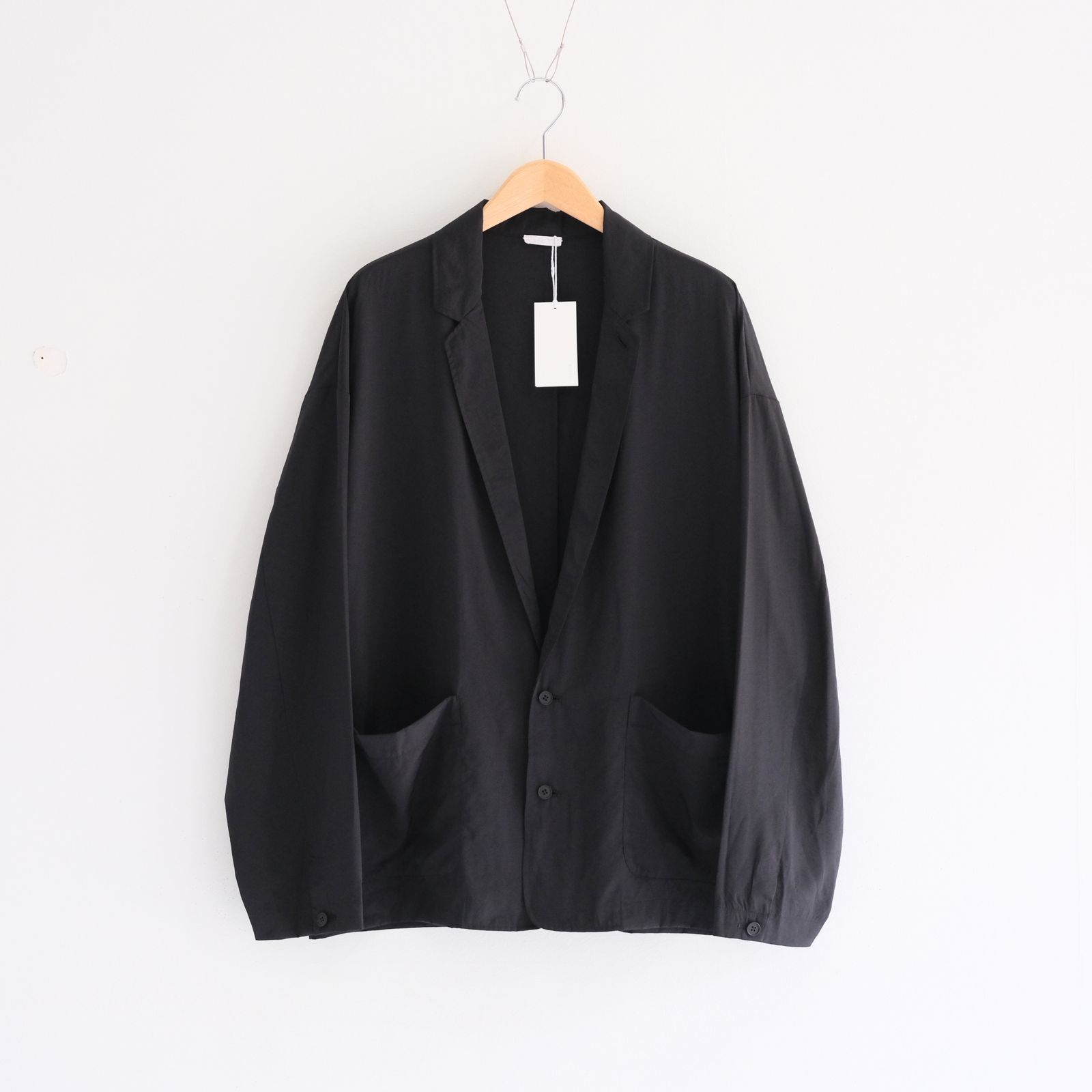 【販売開始 : 7/18 (土) 00:00~】Cupro Nylon Single Breasted JKT（Black）