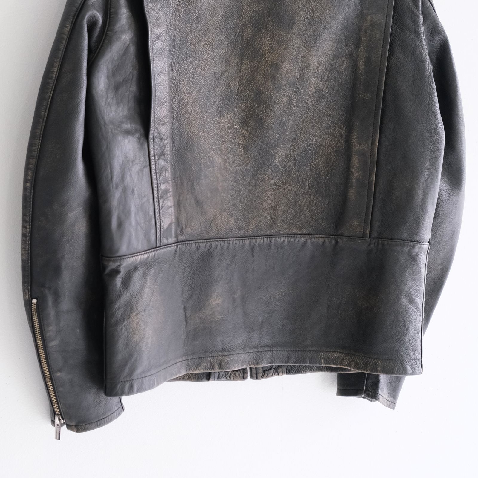 LEATHER RIDERS JACKET ‐Cow Heavy Vintage finish‐ / ジャケット / レザージャケット /  ライダースジャケット / Cow leather / 牛革 / Black
