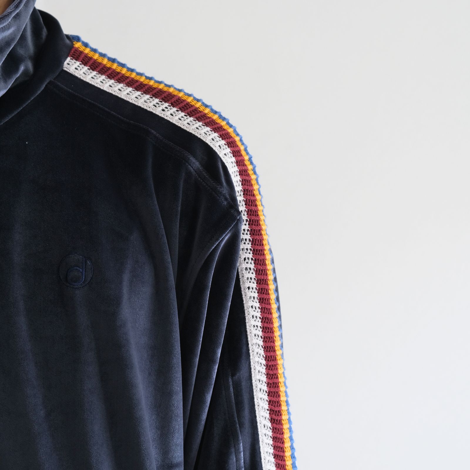 VELOUR TRACK JACKET（NAVY）