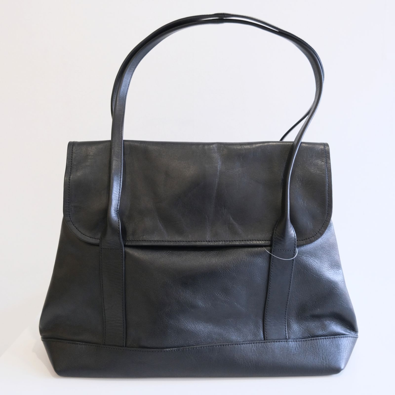 ROUND TOTE BAG M SIZE（BLACK）