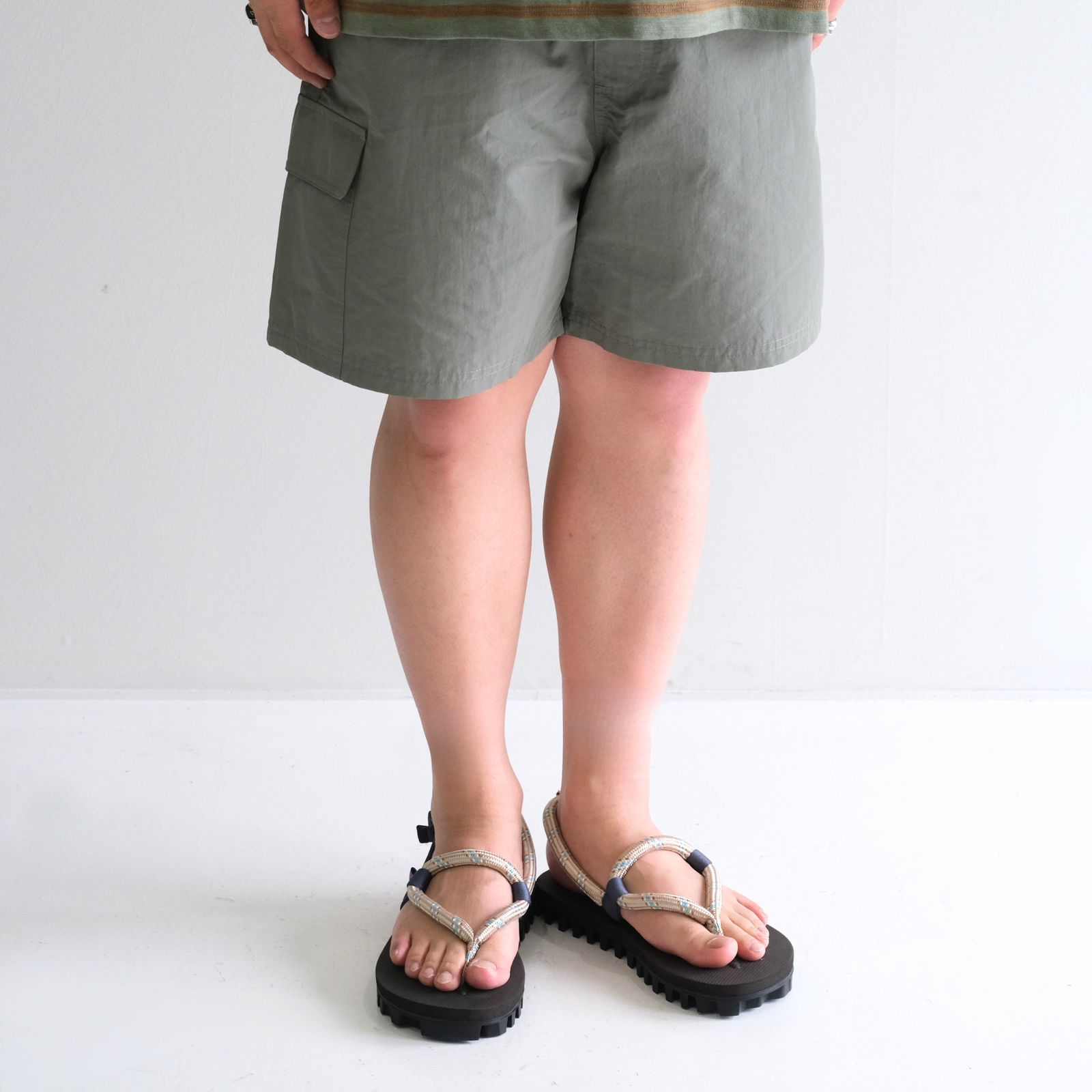 Suicoke x is-ness GUT KAT-2-ISN（BEIGE x GRAY）