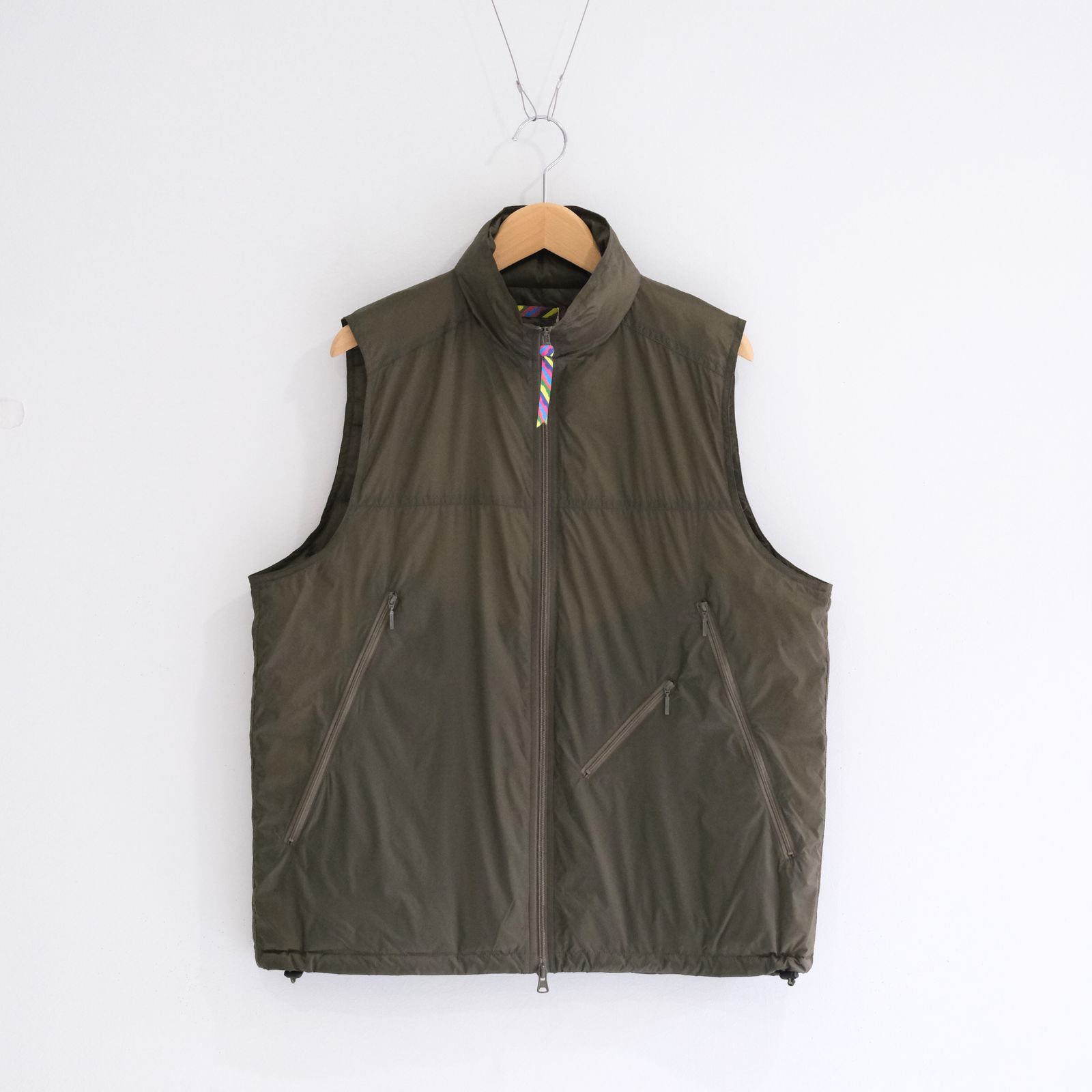 LIGHT DOWN VEST is-ness × TAION / ベスト / ダウンベスト / コラボ / KHAKI