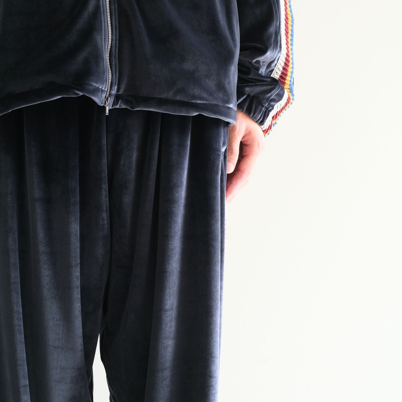 VELOUR TRACK PANT（NAVY）