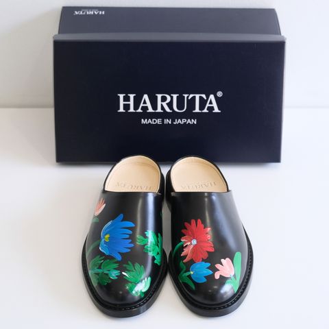 "BLOSSOM" Hand Painted Sandals by HARUTA feat. MIO YAMAMOTO / 「BLOSSOM」ハンド ペイント サンダル バイ ハルタ feat. ミオ ヤマモト（BLACK）
