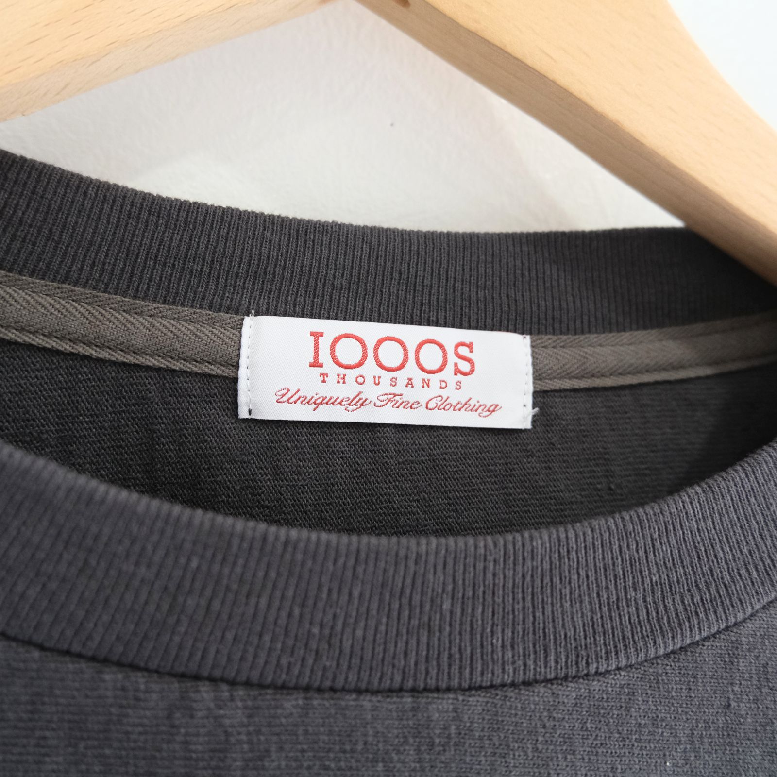 DETROIT LOGO CUTOFF LS TEE（FADE BLACK）