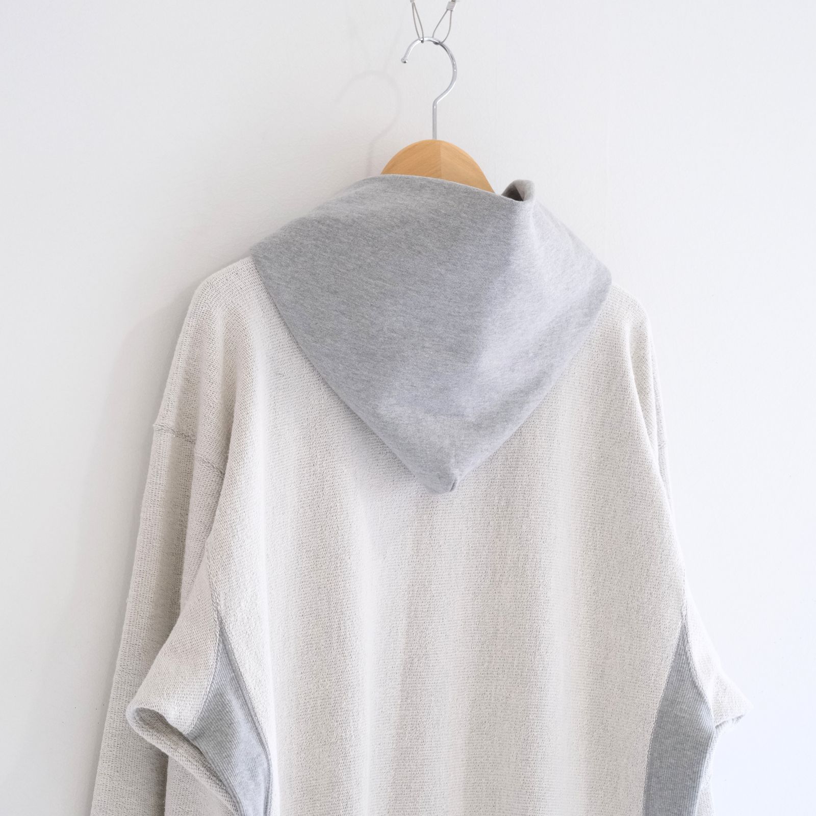 SWEAT HOODIE（GRAY）