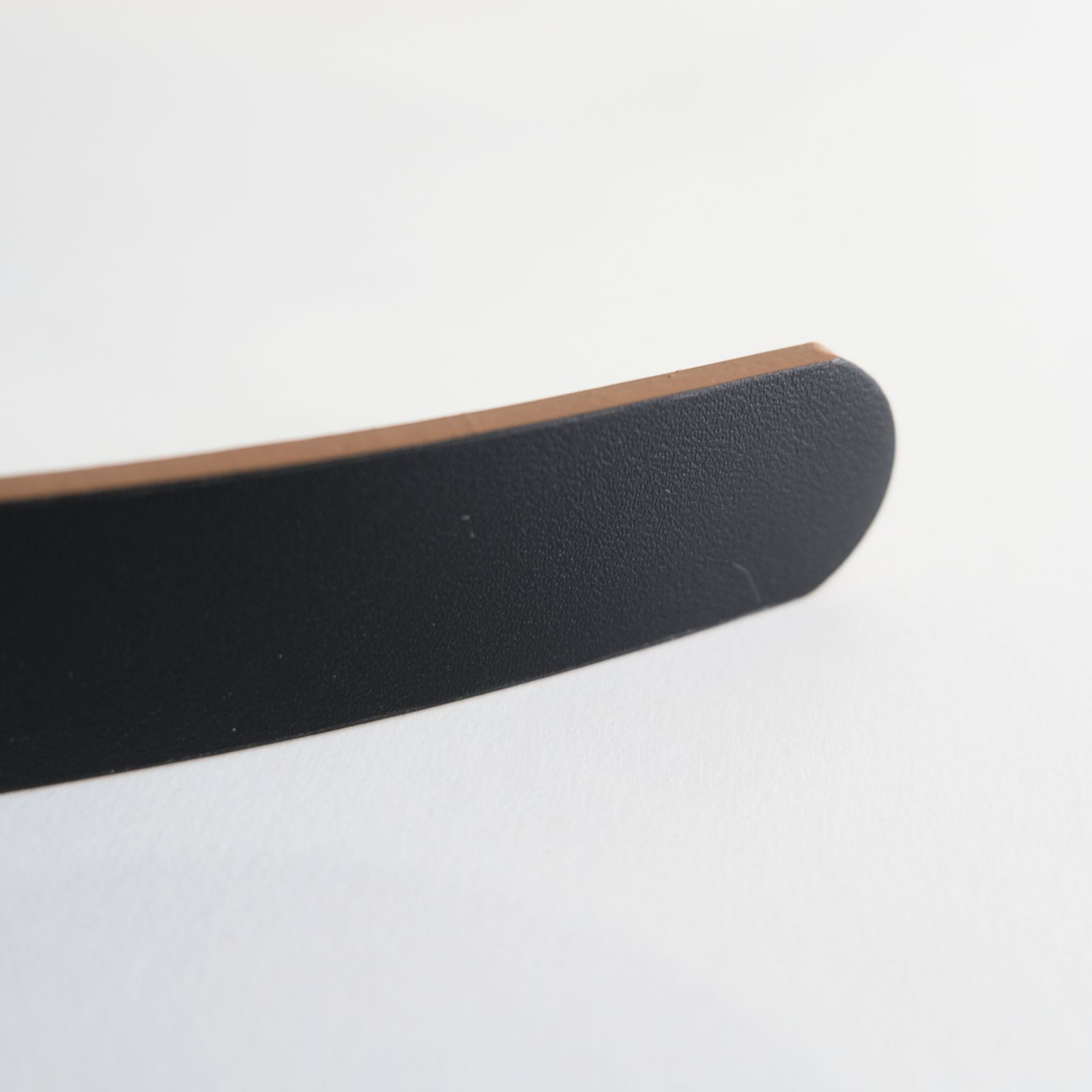 Elongated Leather Belt / ベルト / レザーベルト / Black