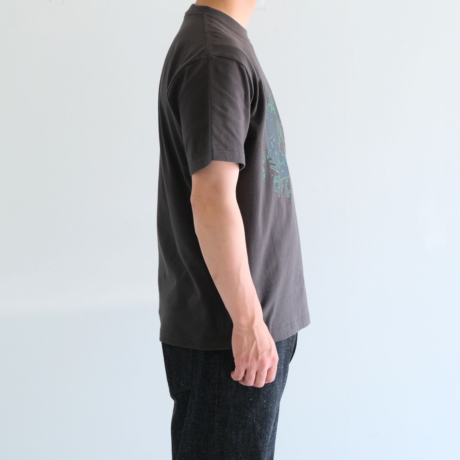 J&T / Tシャツ / プリント / BLACK