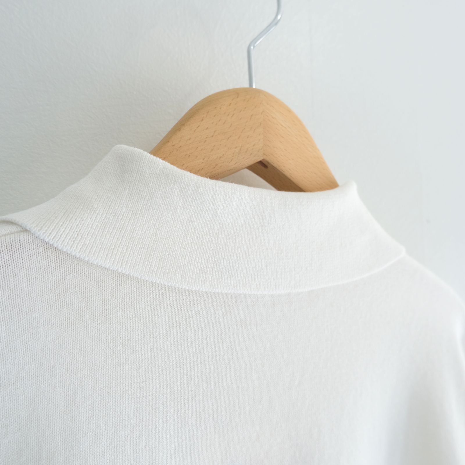 Knitted Polo Shirt /  ニット ポロ シャツ（WHITE）