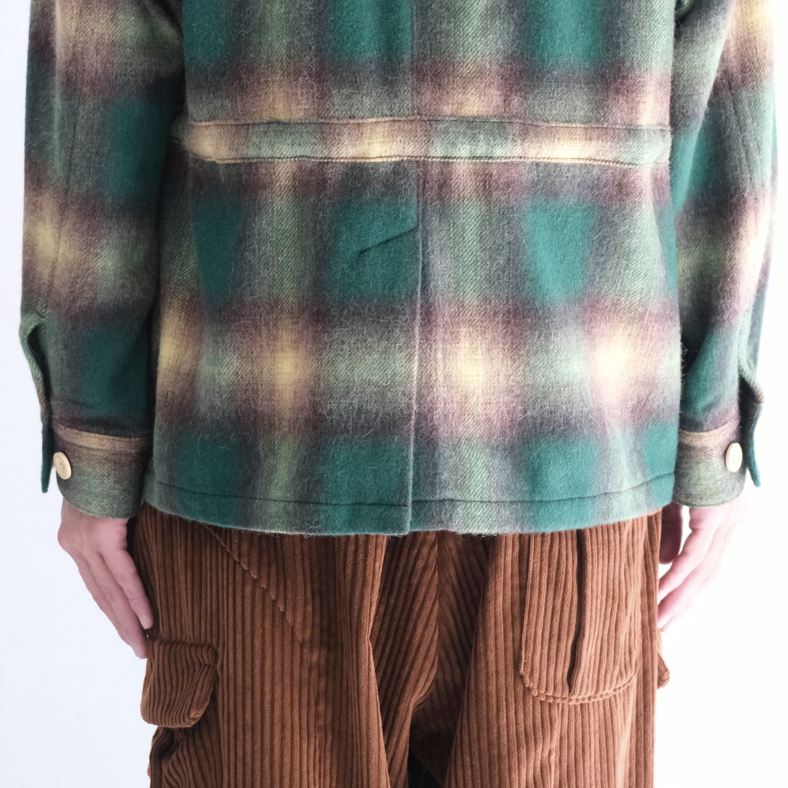 【残り1点】SHAGGY WOOL CHECK SAFARI JACKET（GREEN）