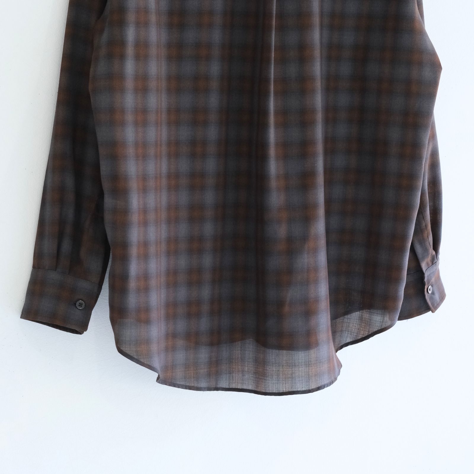 SUPER LIGHT FADED CHECK SHIRT（BLUE / BROWN）