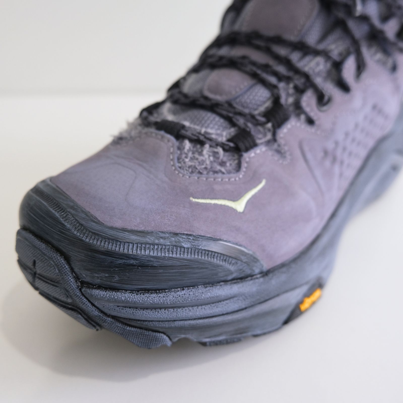 【 HOKA 】KAHA 3 GTX TP "GORE-TEX" /スニーカー / GORE-TEX / GREY SKIES / LILAC HYDRANGER