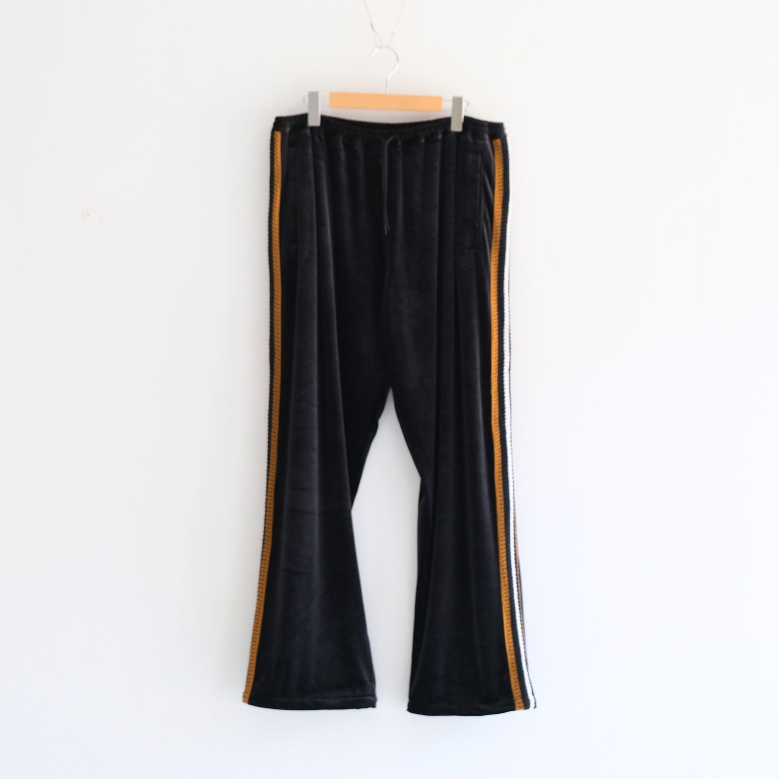 【残り1点】VELOUR TRACK PANT（BLACK）