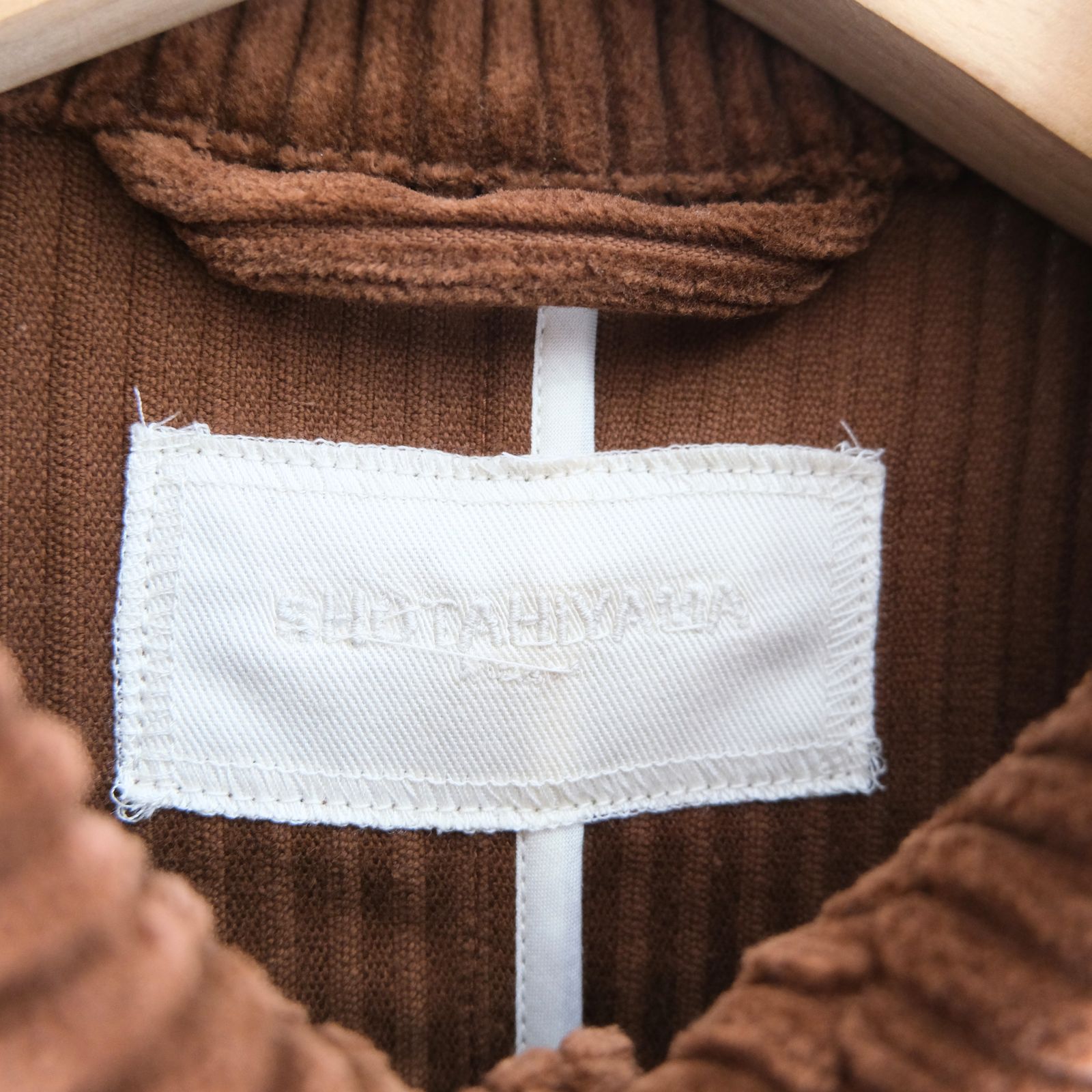 【残り1点】WIDE-WALE CORDUROY SAFARI JACKET（BROWN）