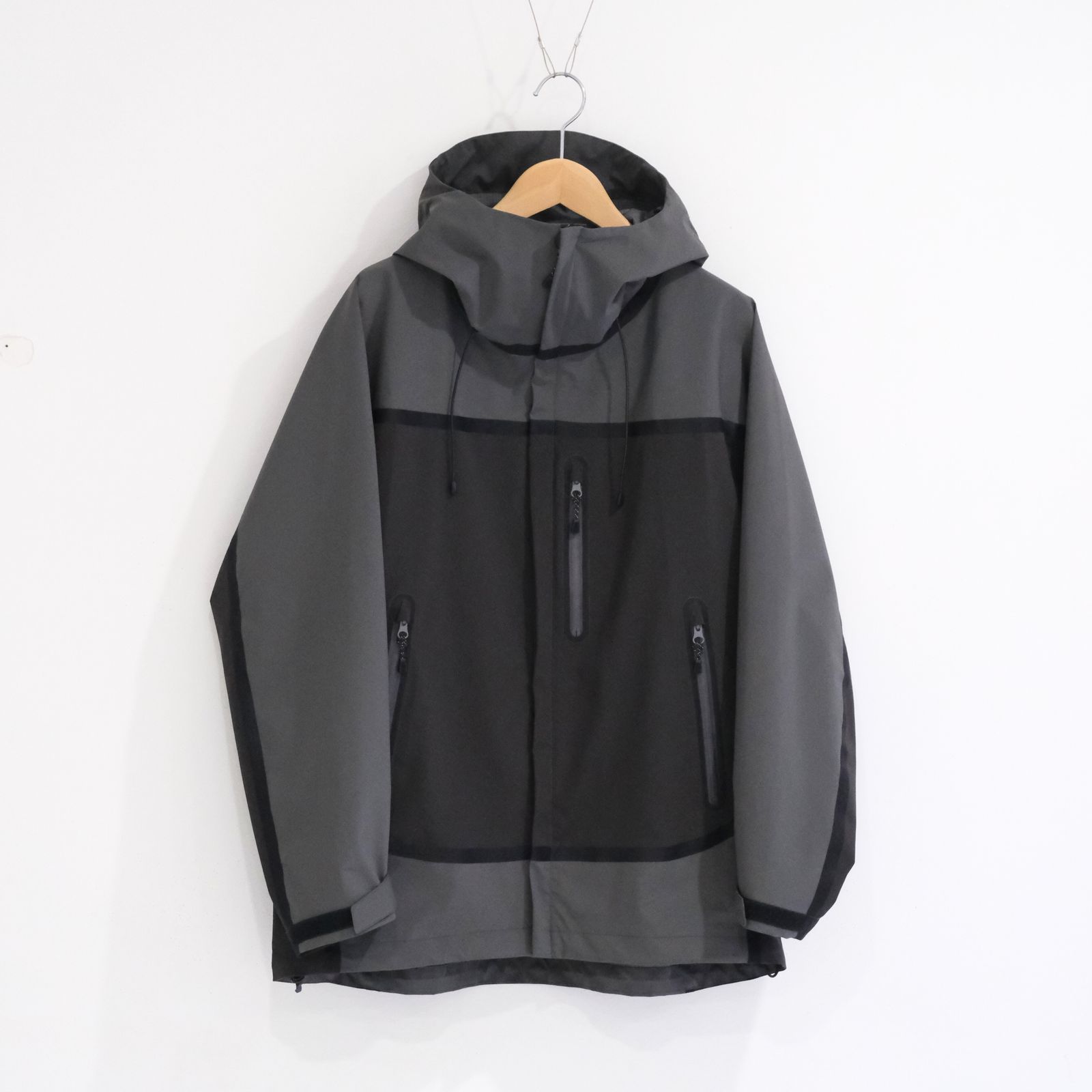 TAPED SEAM WATER PROOF JACKET / シェルジャケット / ブラック