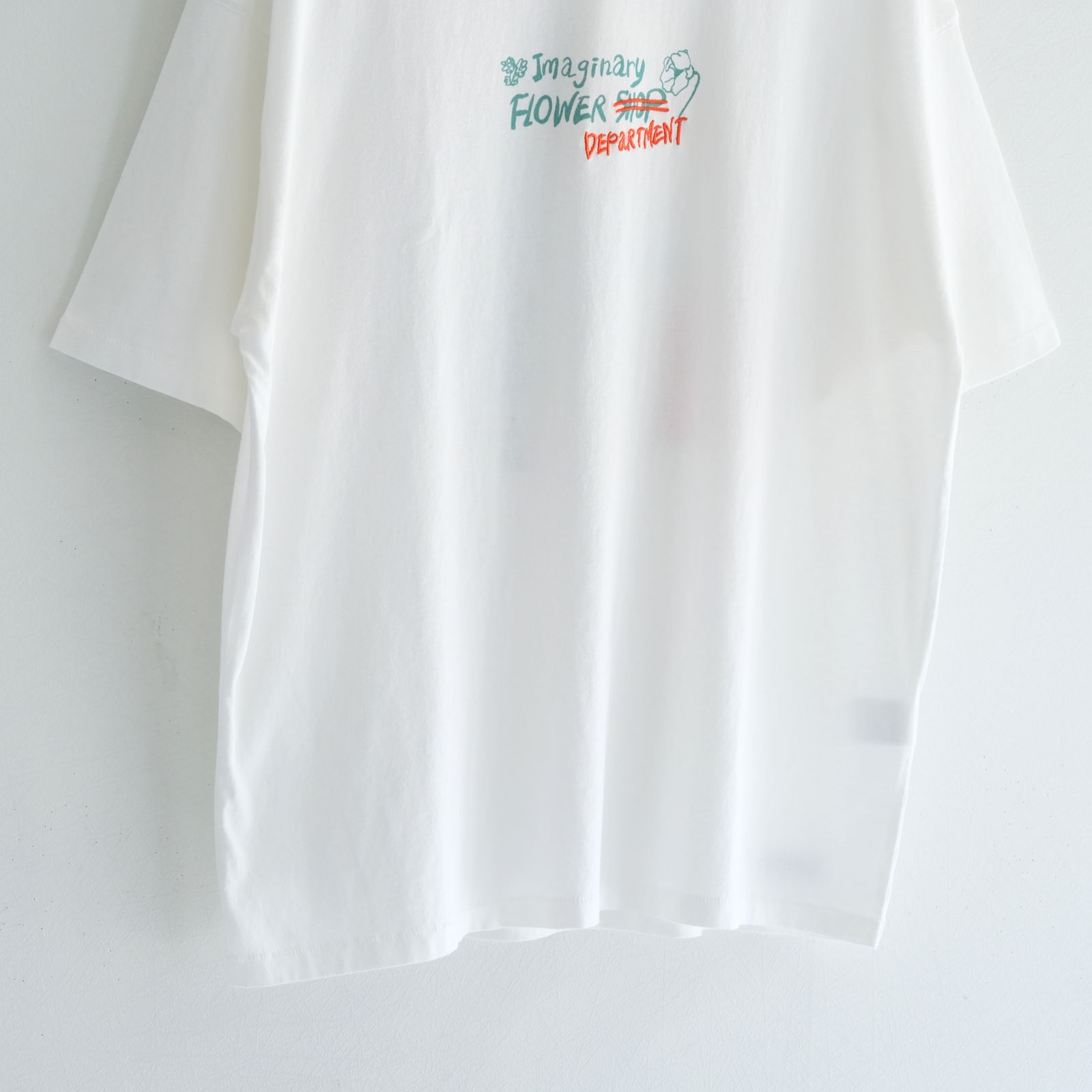 "TEE-NS".14 Imaginary FLOWER DEPaRTMENT Tee feat. MIO YAMAMOTO / 「TEE-NS」14 イマジナリーフラワーデパートメントTシャツ feat. ミオ ヤマモト（WHITE）