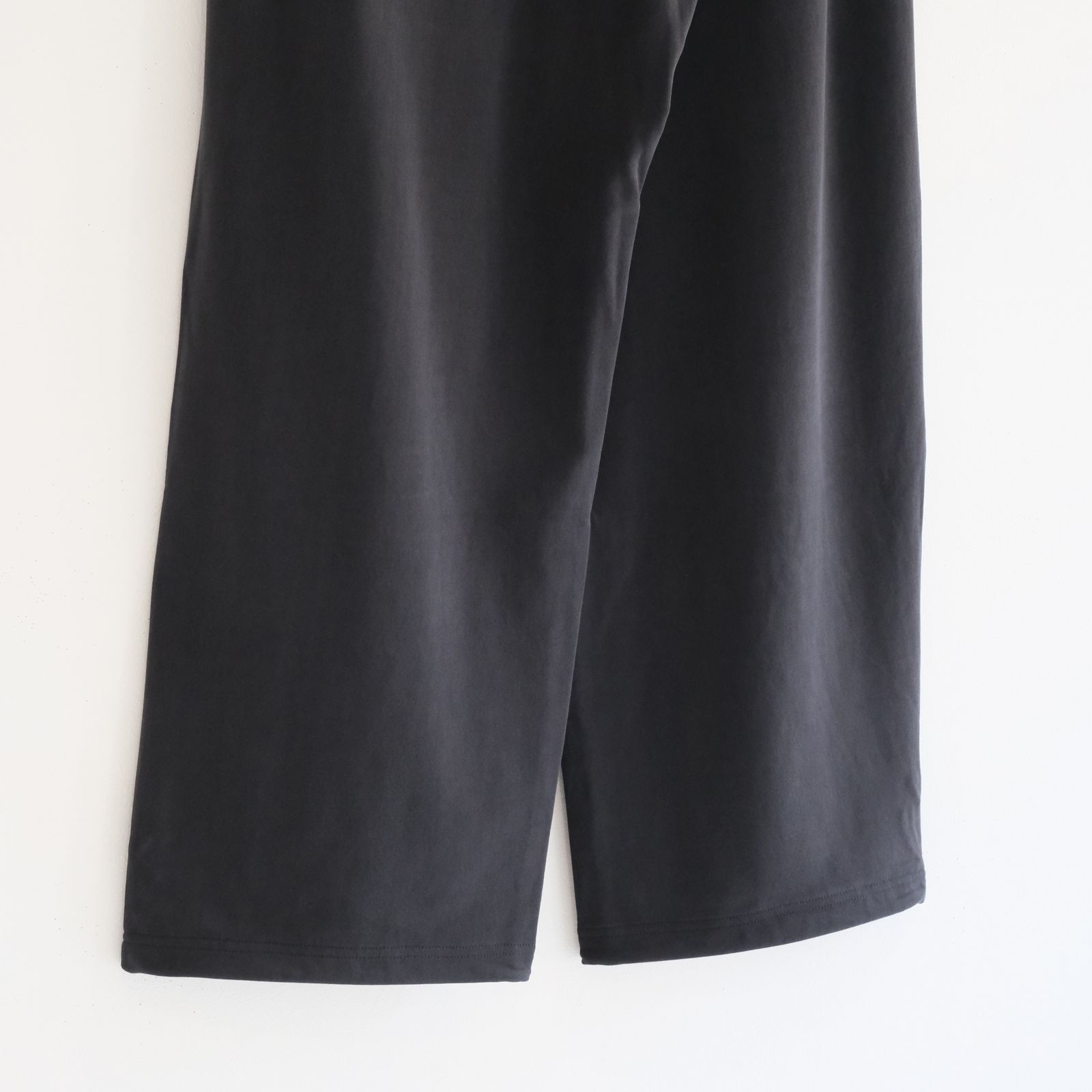 28G Cupro Easy Pants / パンツ / スウェット / BLACK(Night Black)