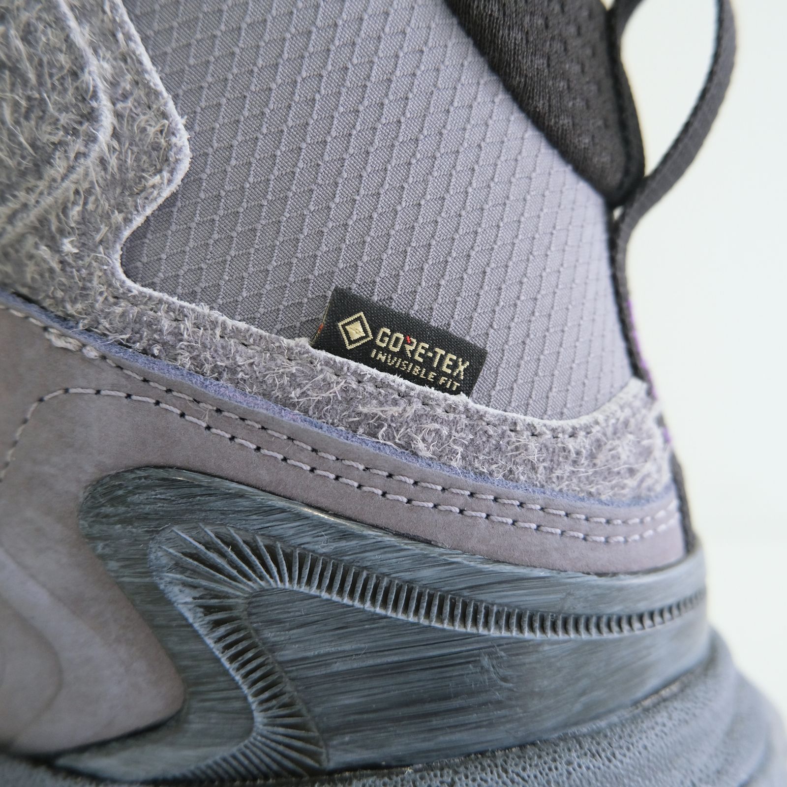【 HOKA 】KAHA 3 GTX TP "GORE-TEX" /スニーカー / GORE-TEX / GREY SKIES / LILAC HYDRANGER