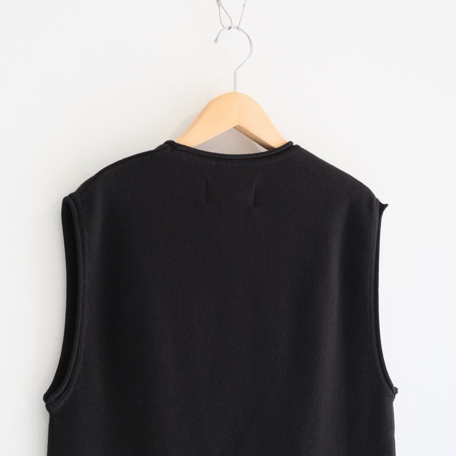PREMIUM WIDE SHOULDER KNIT SLEEVELESS / ニット / ノースリーブ / ASPHALT BLACK