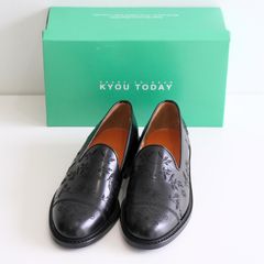 "DANCE" Embroidered Opera Shoes by HARUTA（BLACK）
