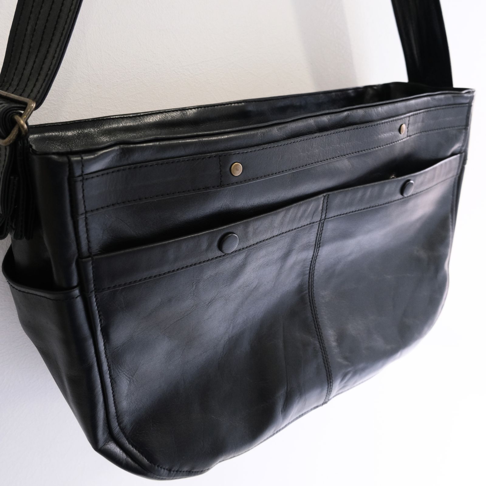 NEW NEWSPAPER BAG M SIZE（BLACK）