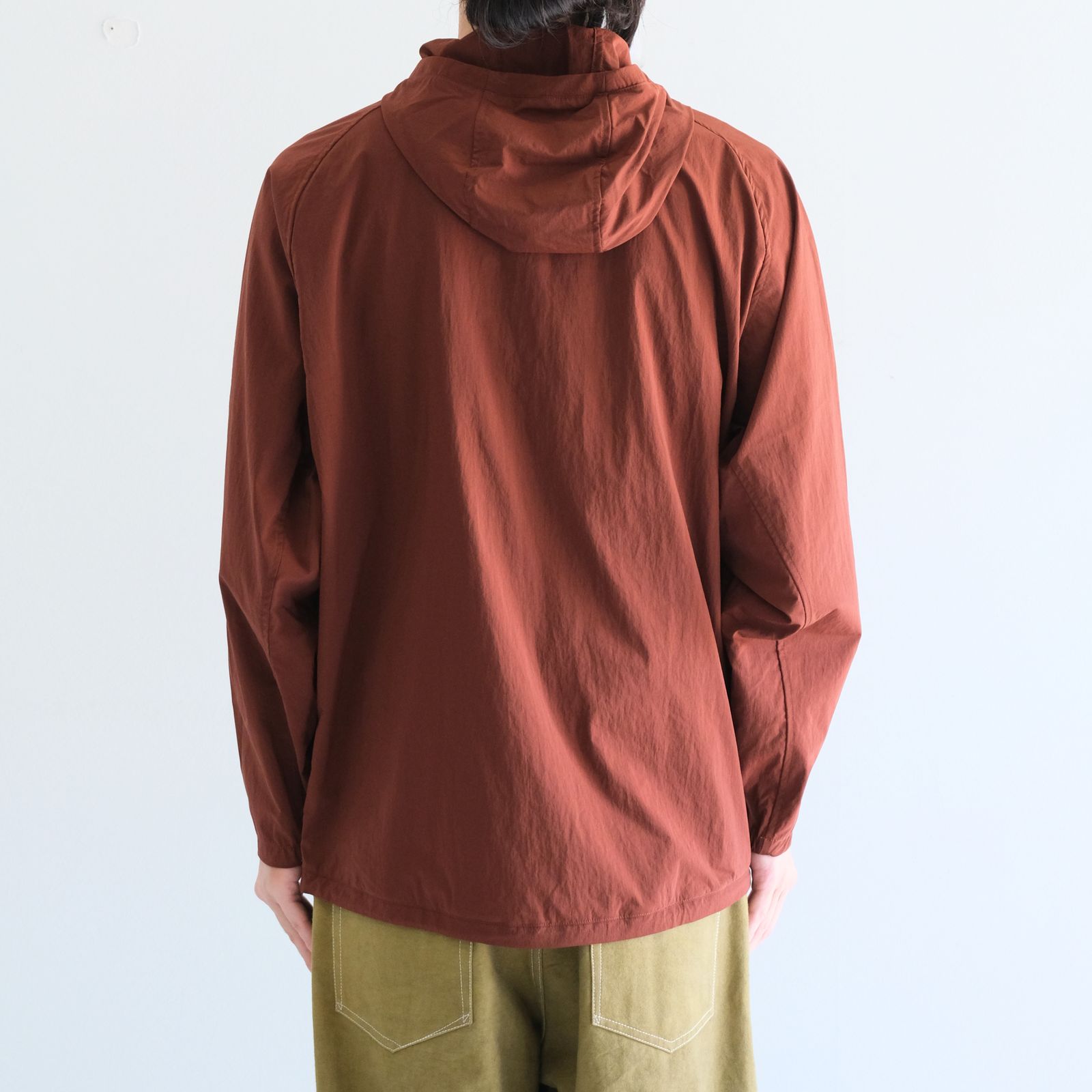 【残り1点】SHIBO NYLON SEASIDE PARKA / シボナイロンシーサイドパーカー（BROWN）