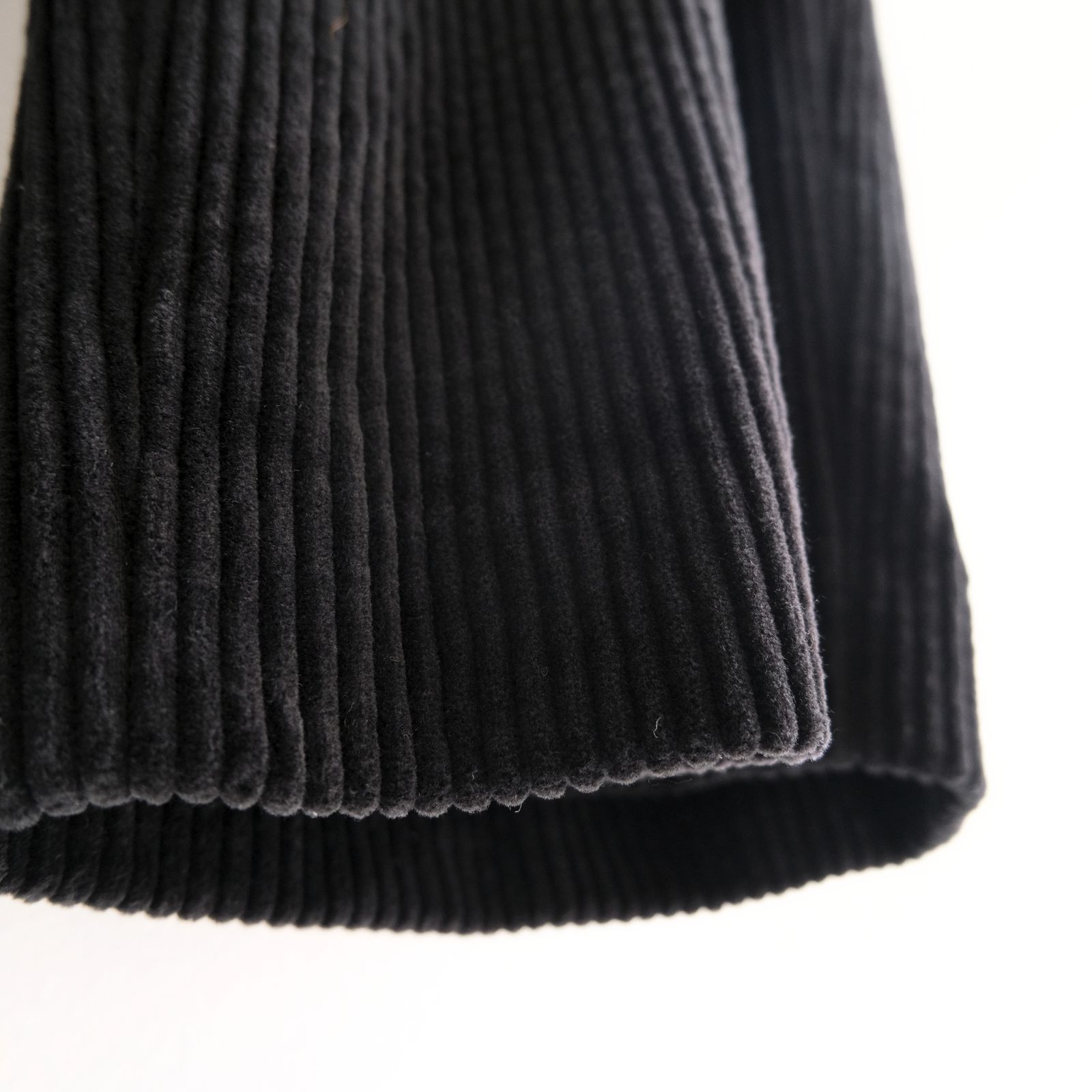 【残り1点】Corduroy Relax Trousers（Black）