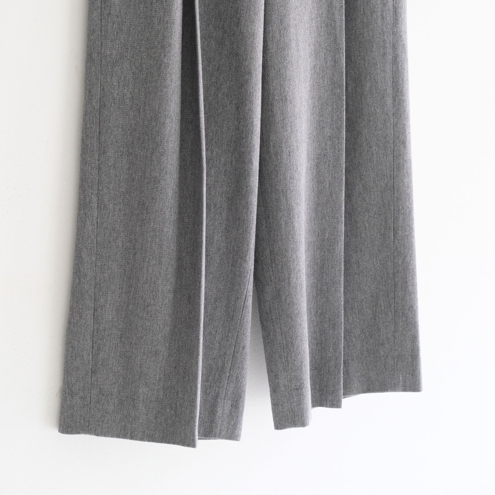 【残り1点】Tucked Wide Trousers / タクト ワイド トラウザー（Gray）