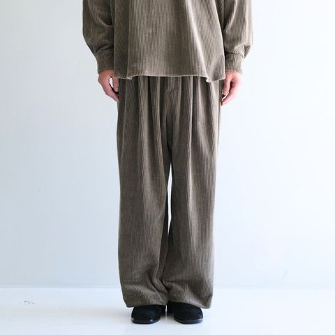 【残り1点】Corduroy Relax Trousers（Beige）