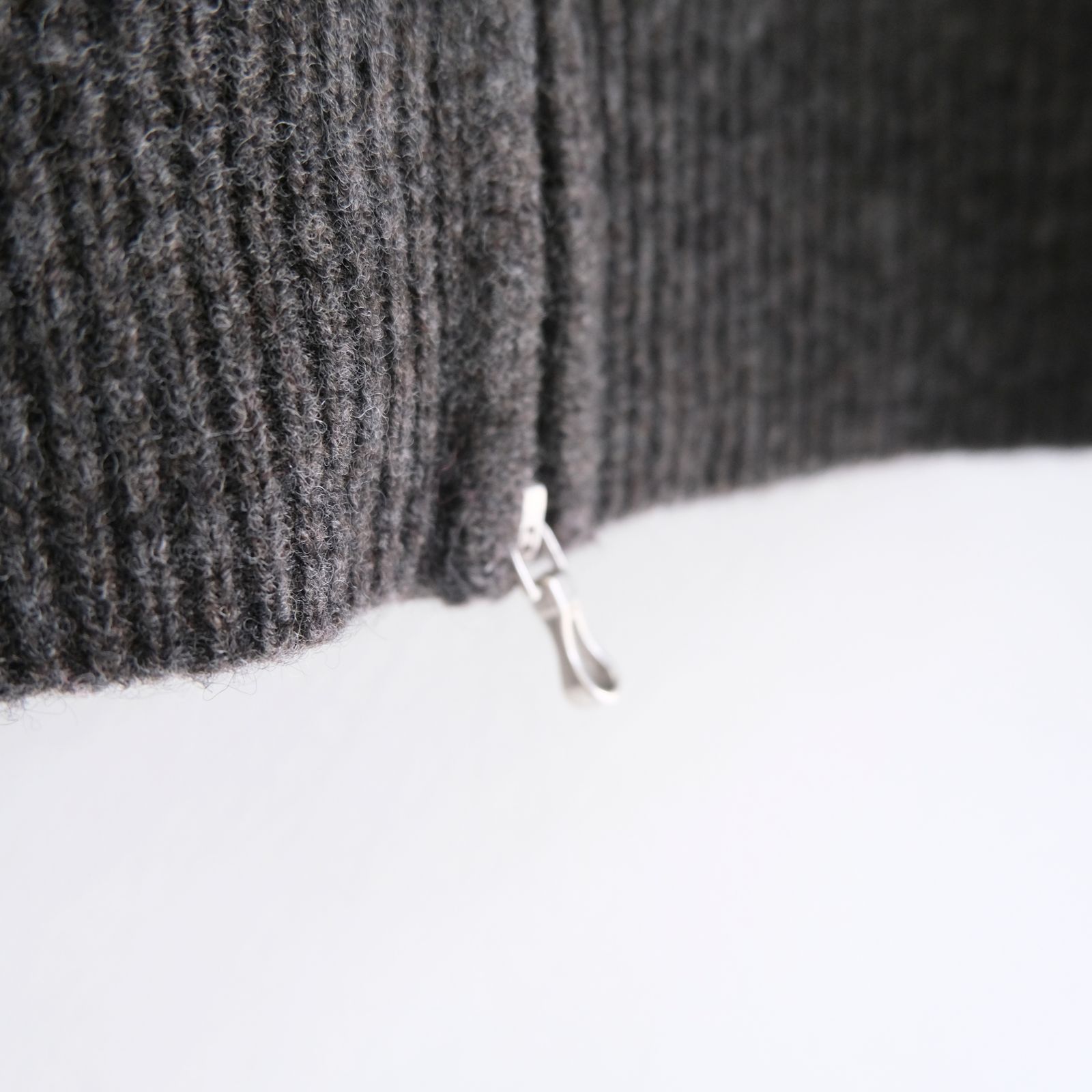YAK / WOOL RIB DRIVERS KNIT（C.GREY）