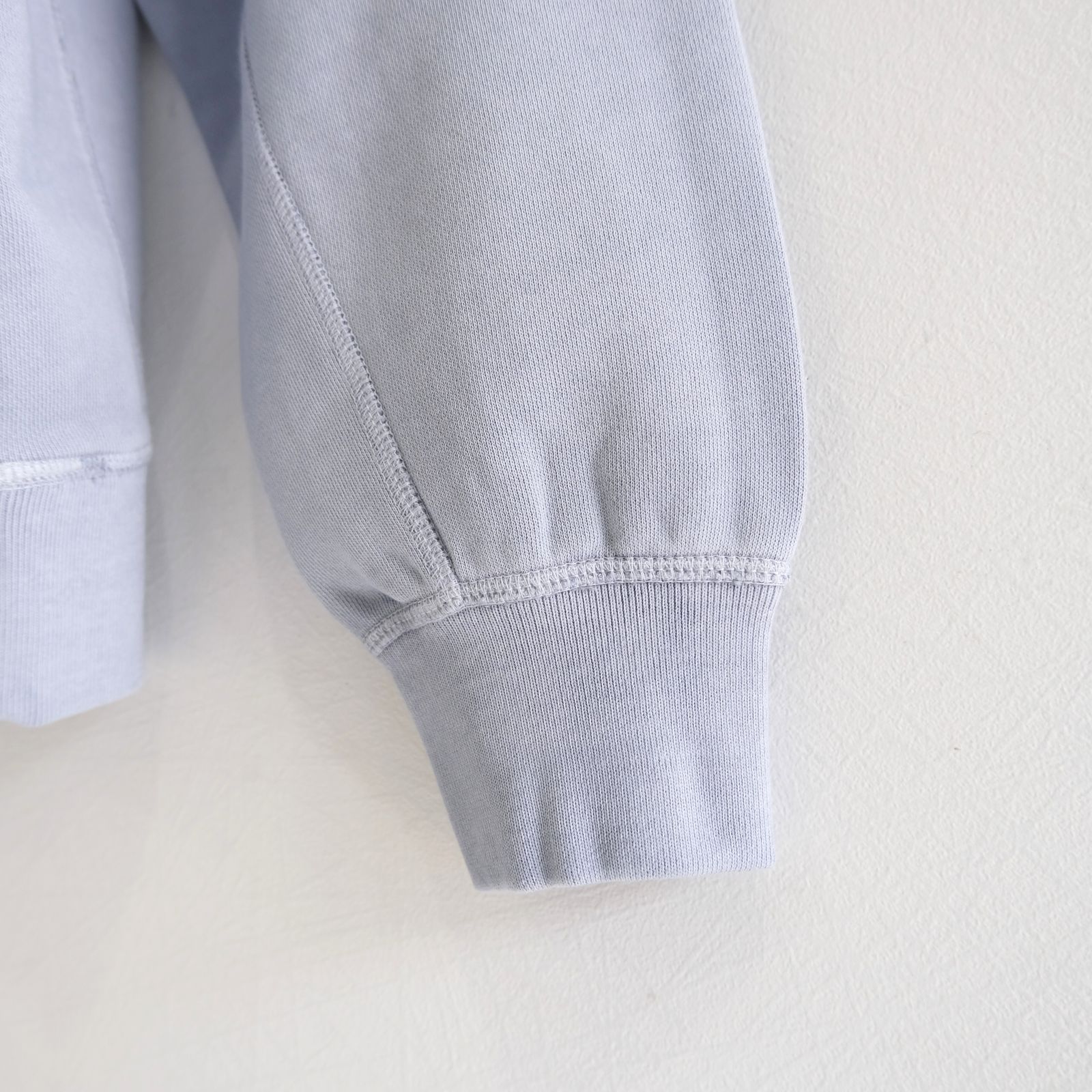 Riot Unisex Sweater / スウェット / Lilac