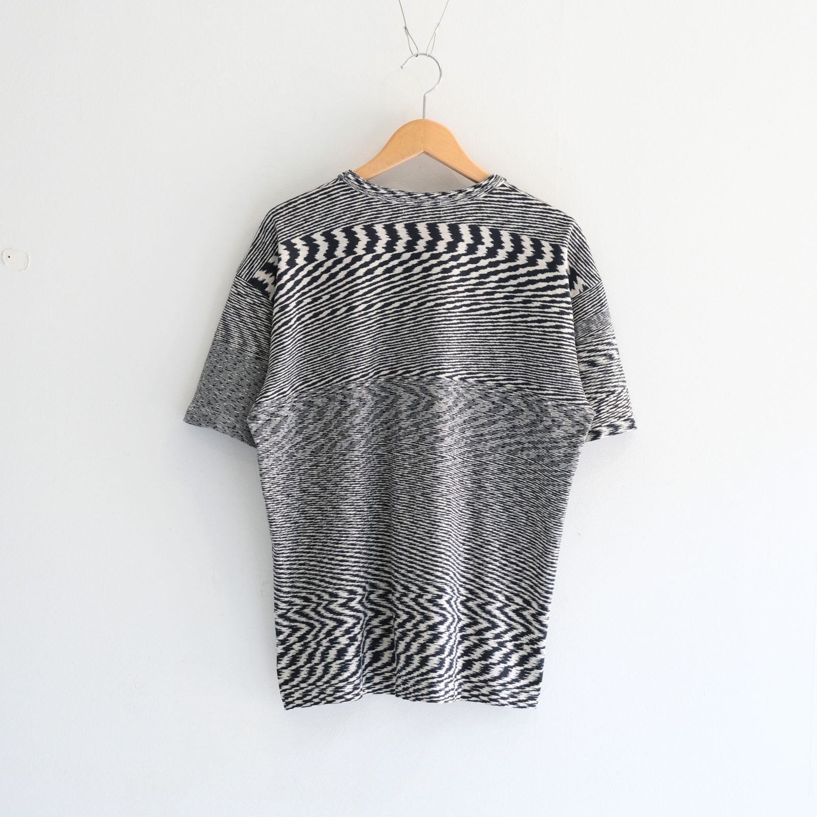 VORTEX TECHNICAL LOGO TEE fabric by SUN/kakke （BLACK OR WHITE）