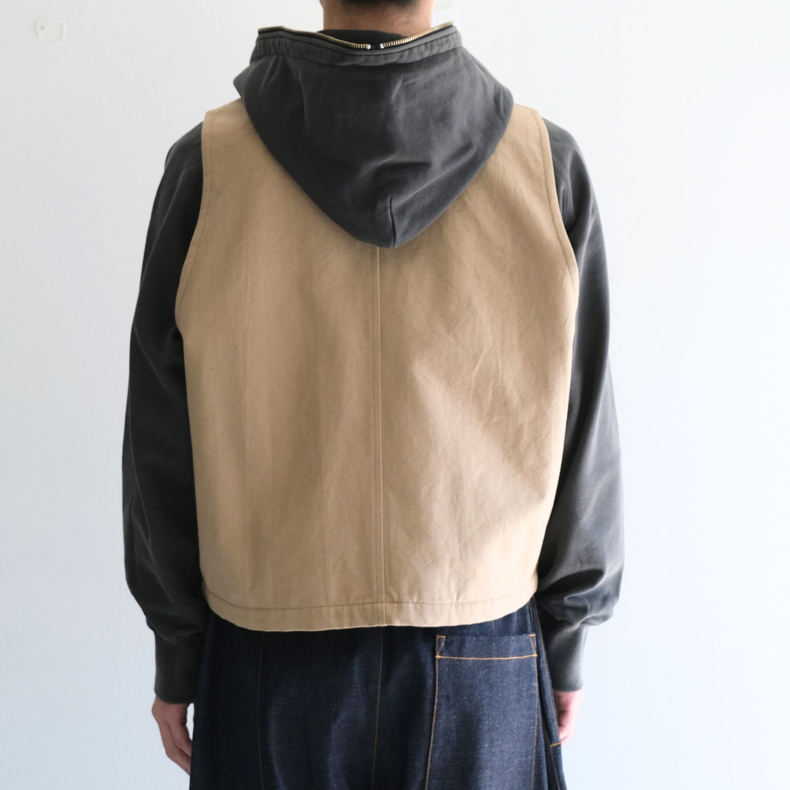 【残り1点】WORK VEST - Duck / Native Border Knit Lining -（Beige）