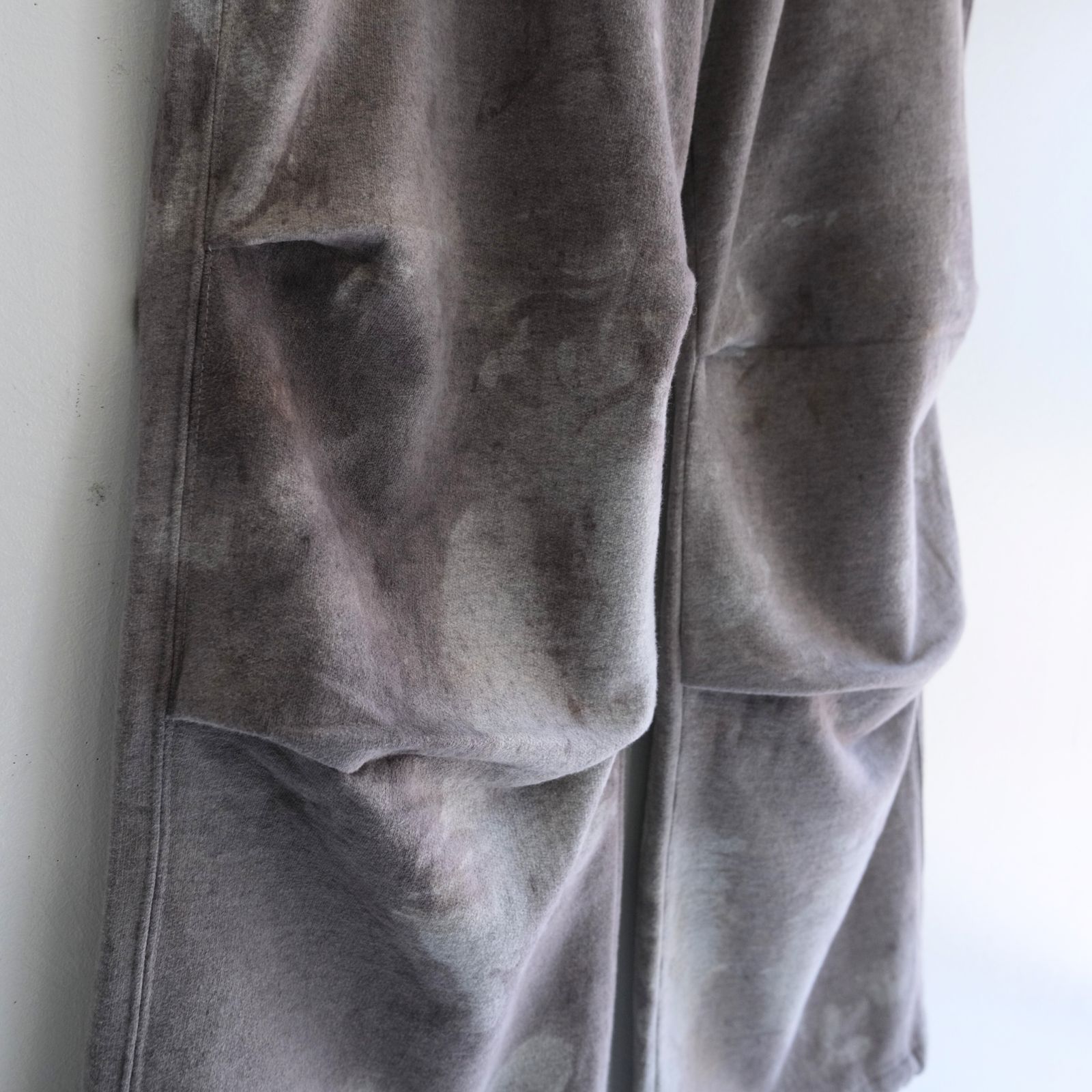 Reimagined Newsboy Fleece-Lined Sweatpants / パンツ / スウェットパンツ / Oak Gall Melange