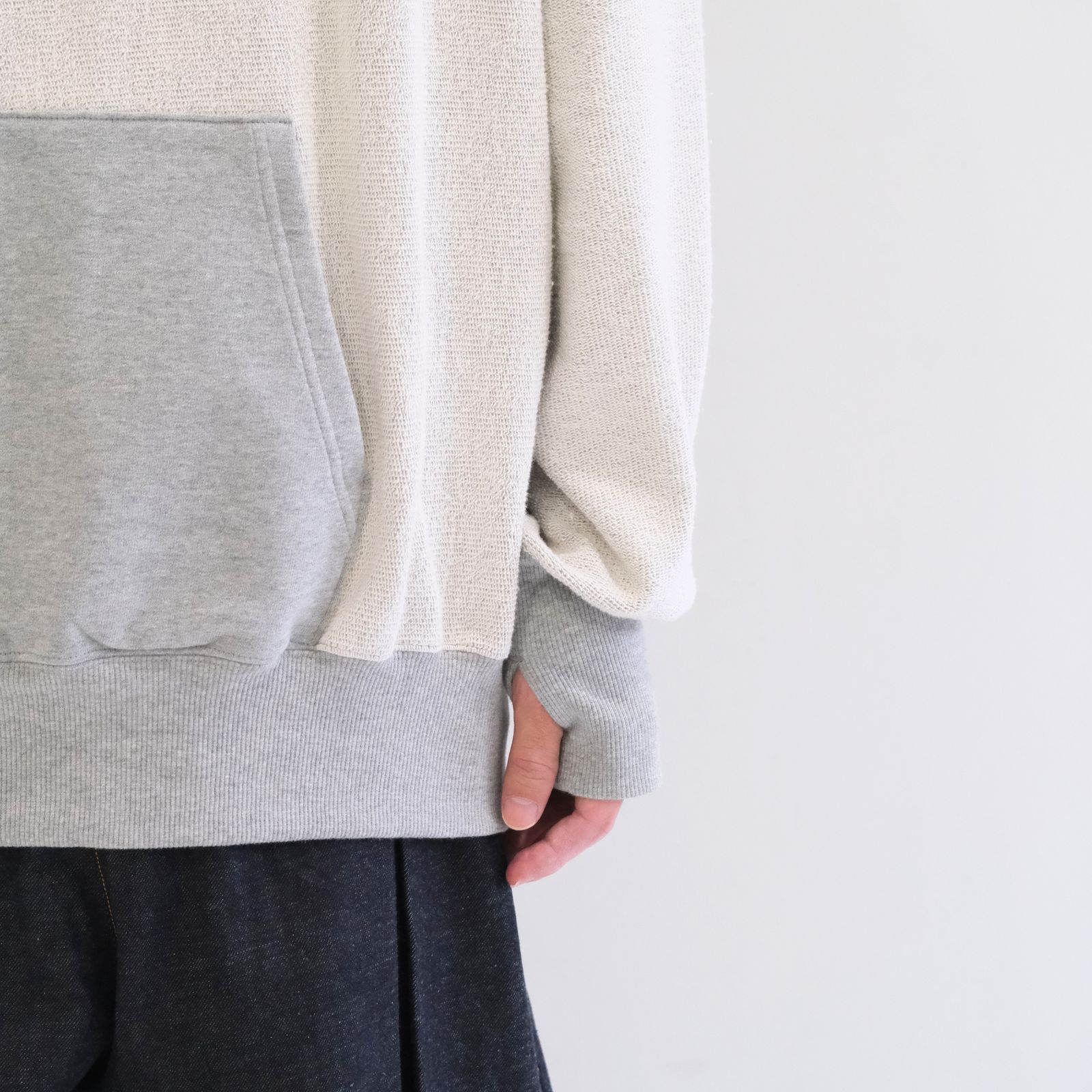 SWEAT HOODIE（GRAY）