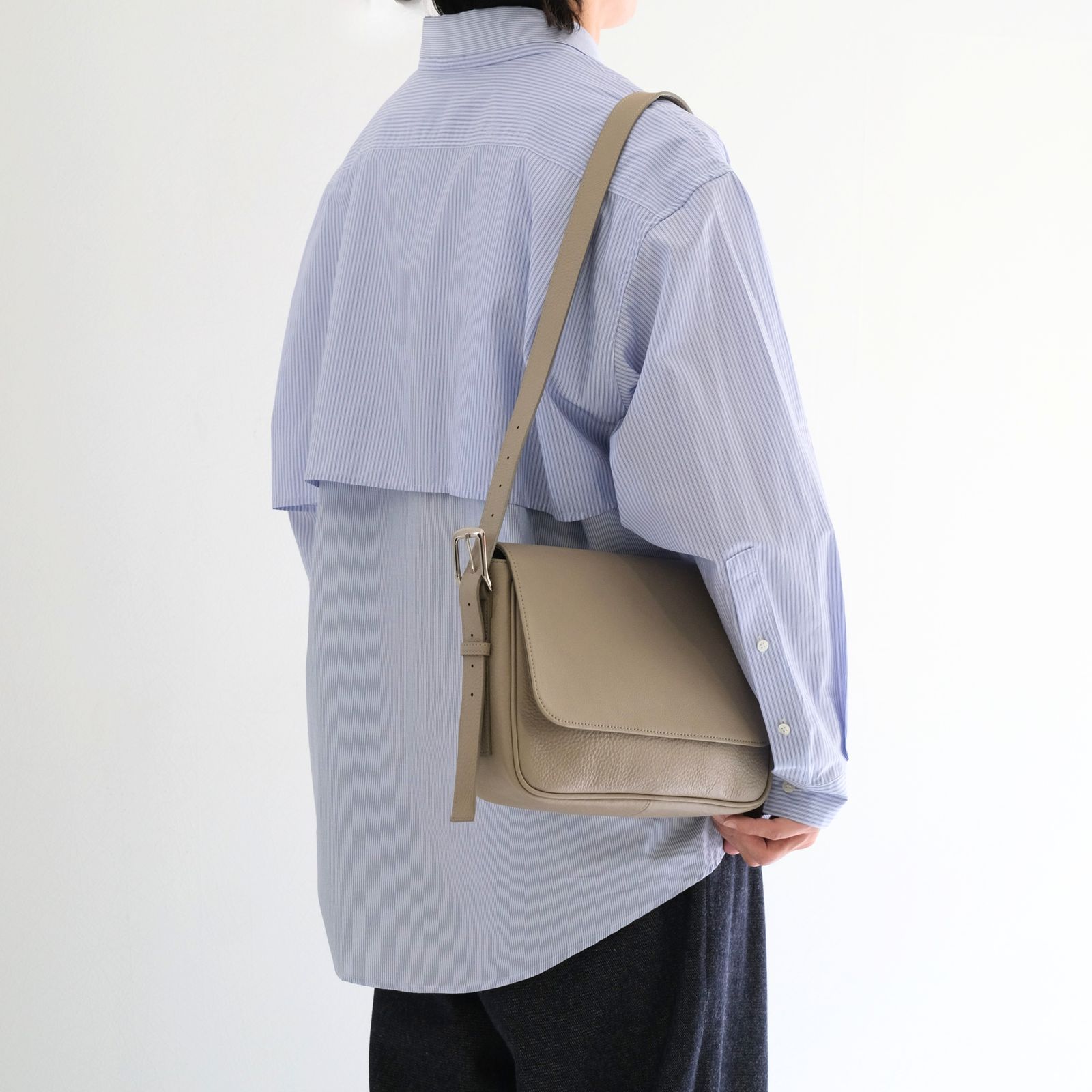 【残り1点】Leather Shoulder Bag [Dumbo] / レザー ショルダー バッグ [ダンボ]（Gray）