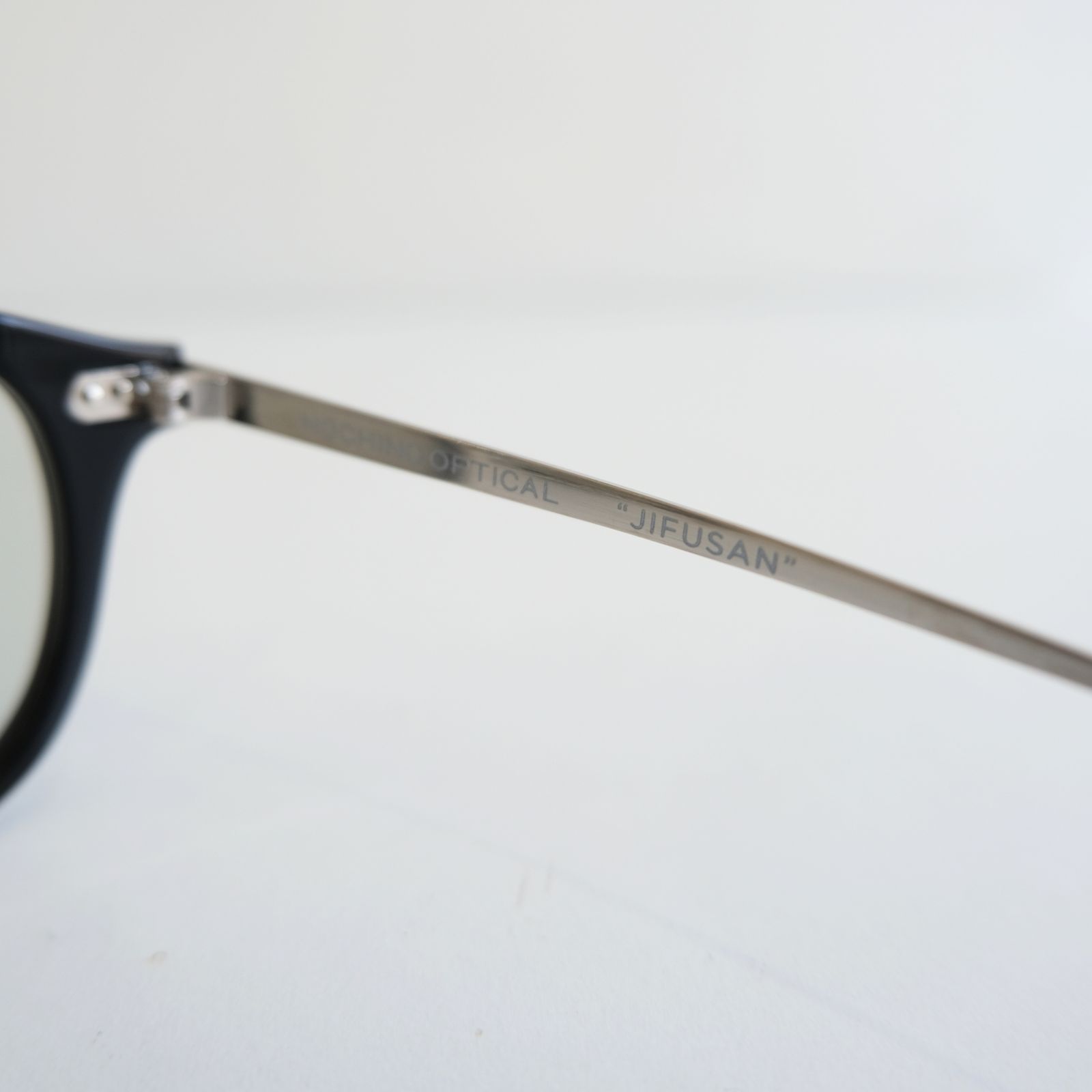 JIFUSAN #2（GLOSS BLACK × GREY GREEN to D.GREY）